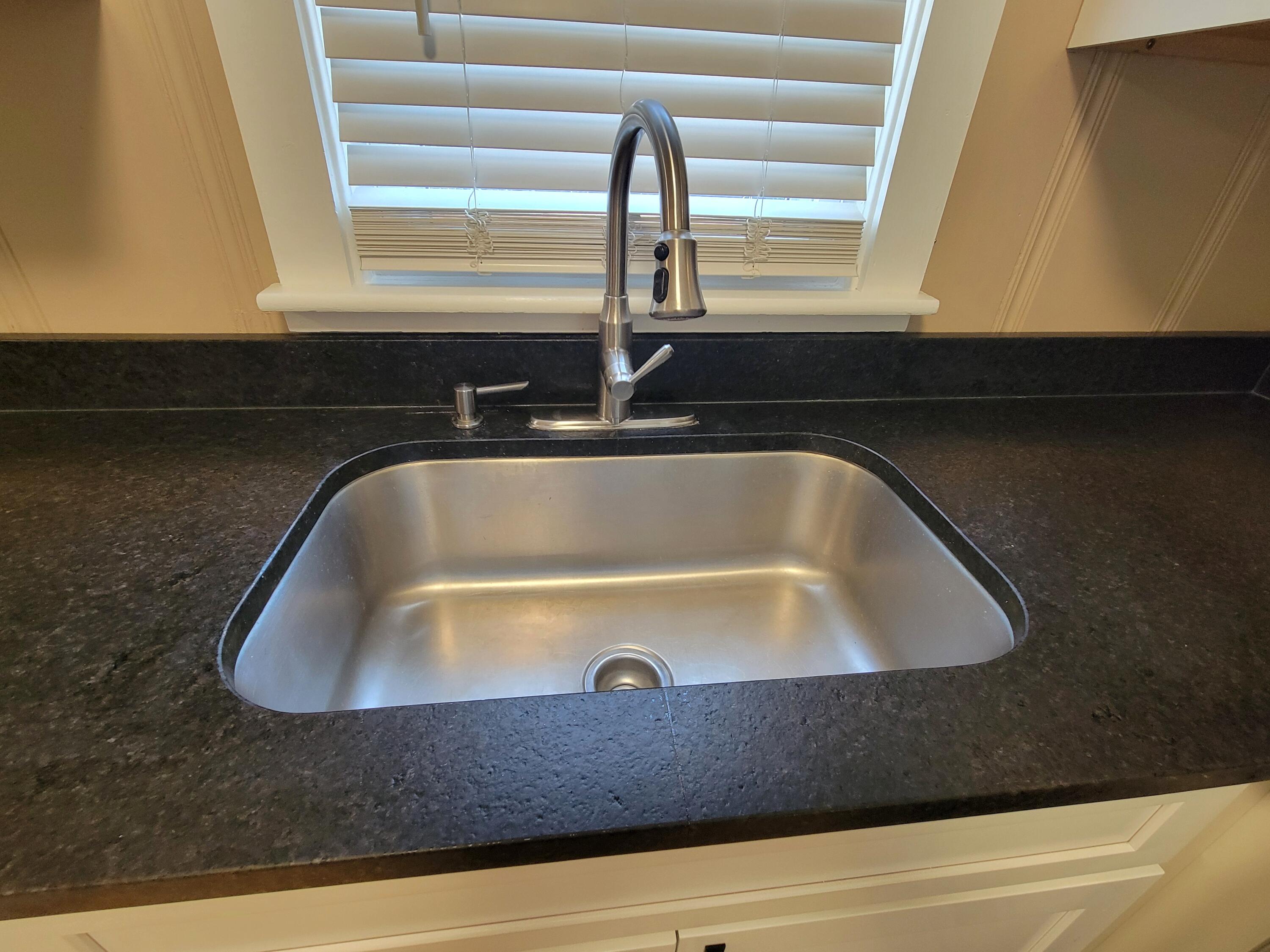 983 Spencer Road Property Photo 16