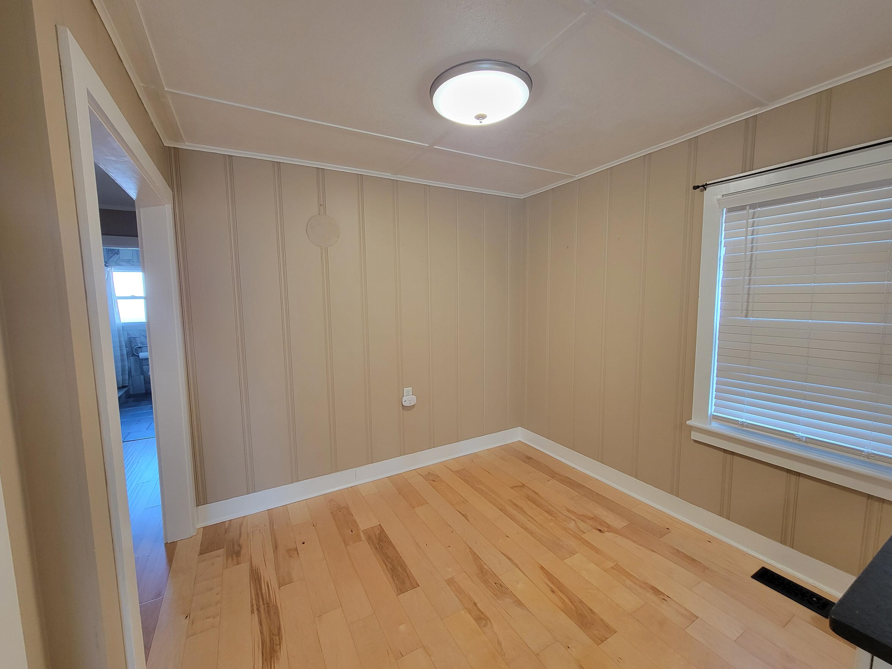 983 Spencer Road Property Photo 17