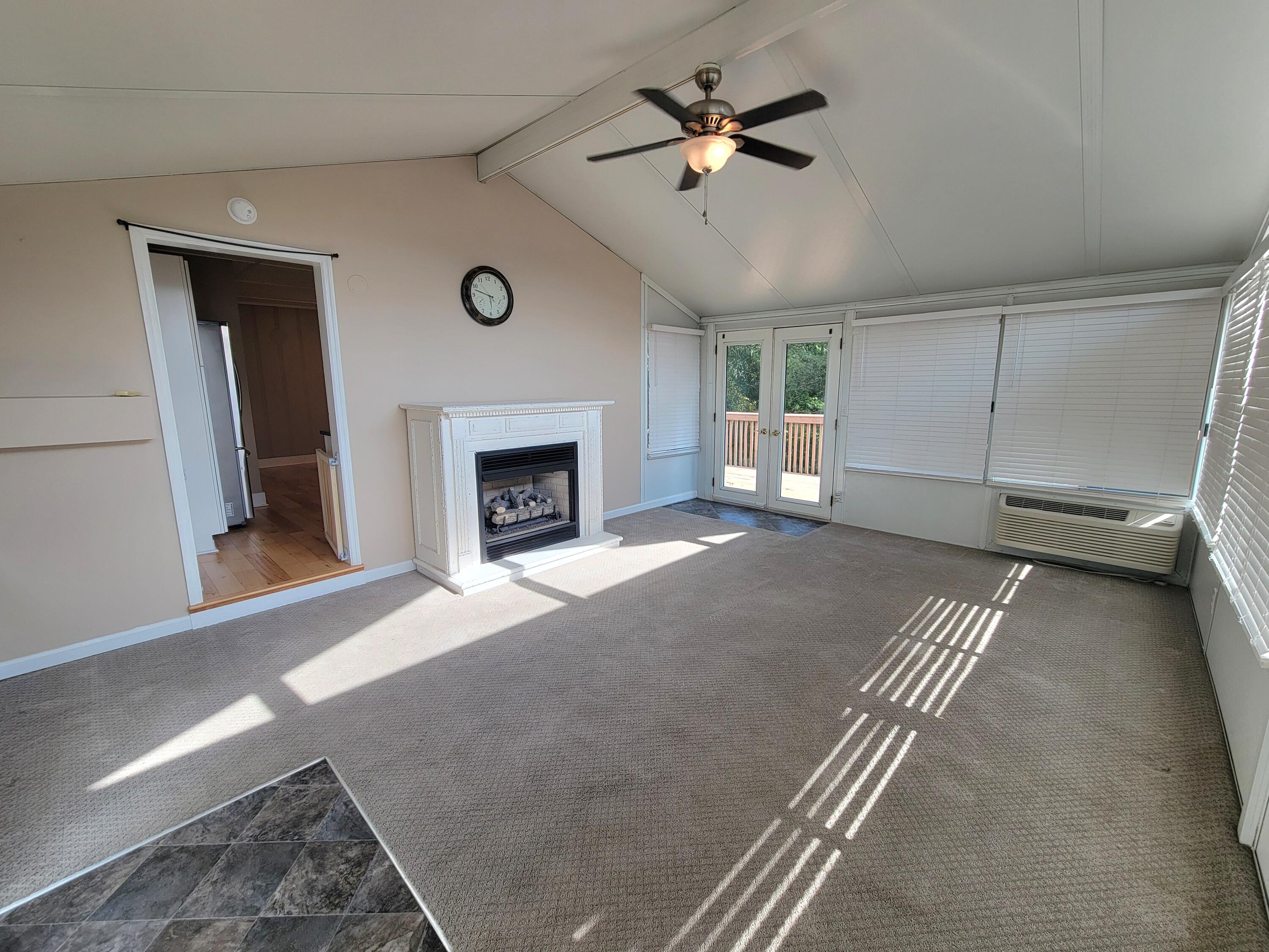 983 Spencer Road Property Photo 21