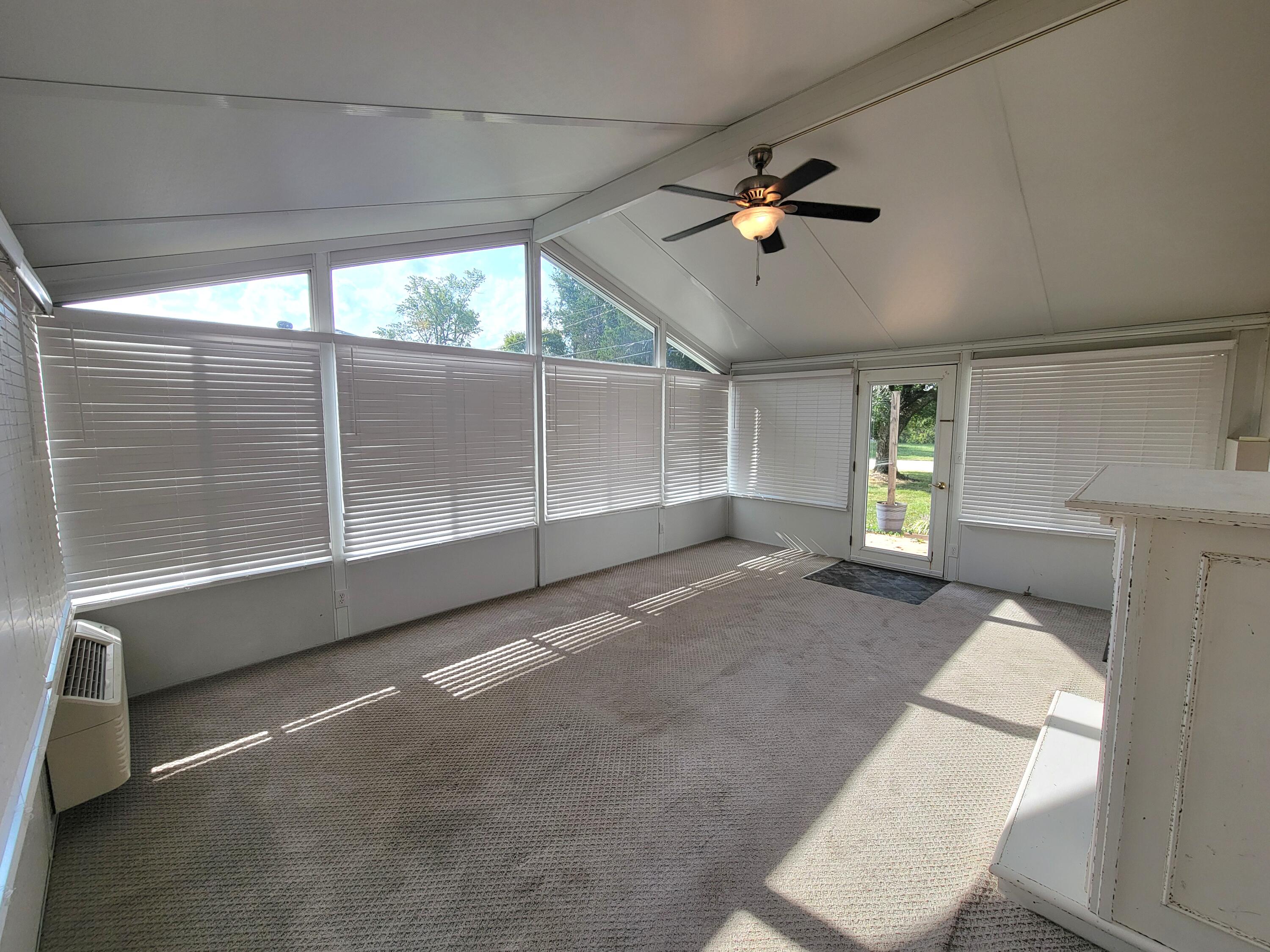 983 Spencer Road Property Photo 22