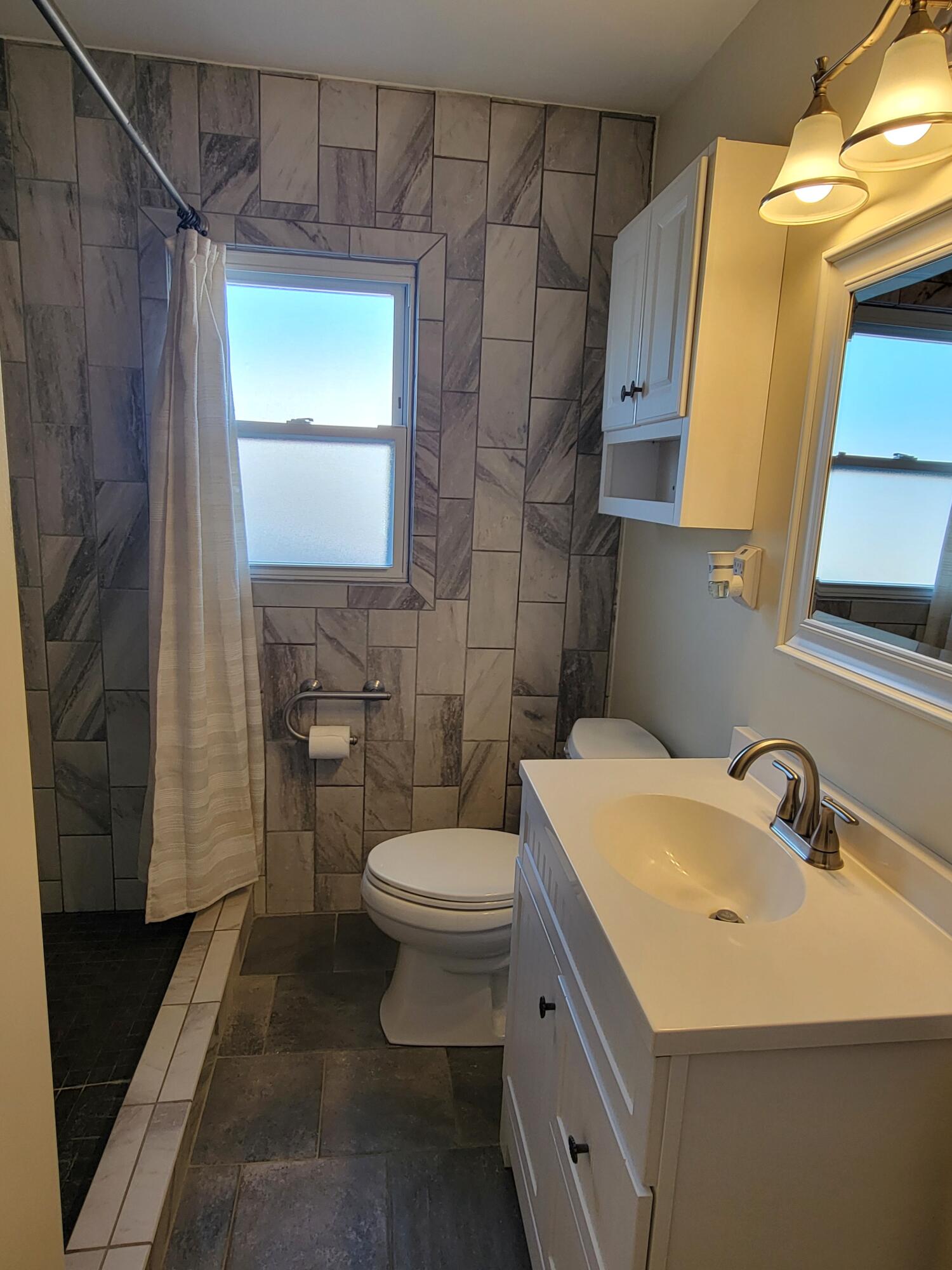 983 Spencer Road Property Photo 25