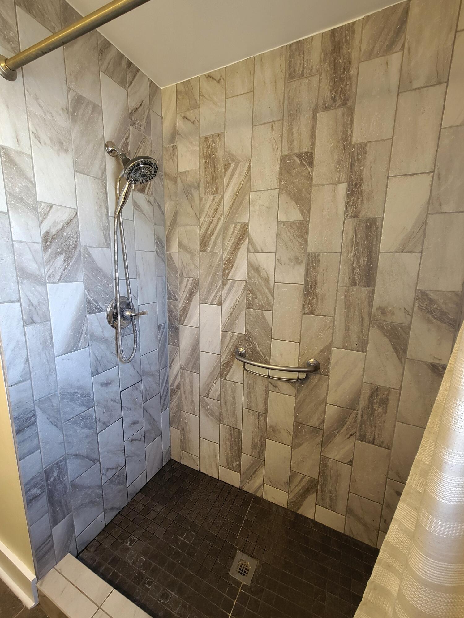 983 Spencer Road Property Photo 27