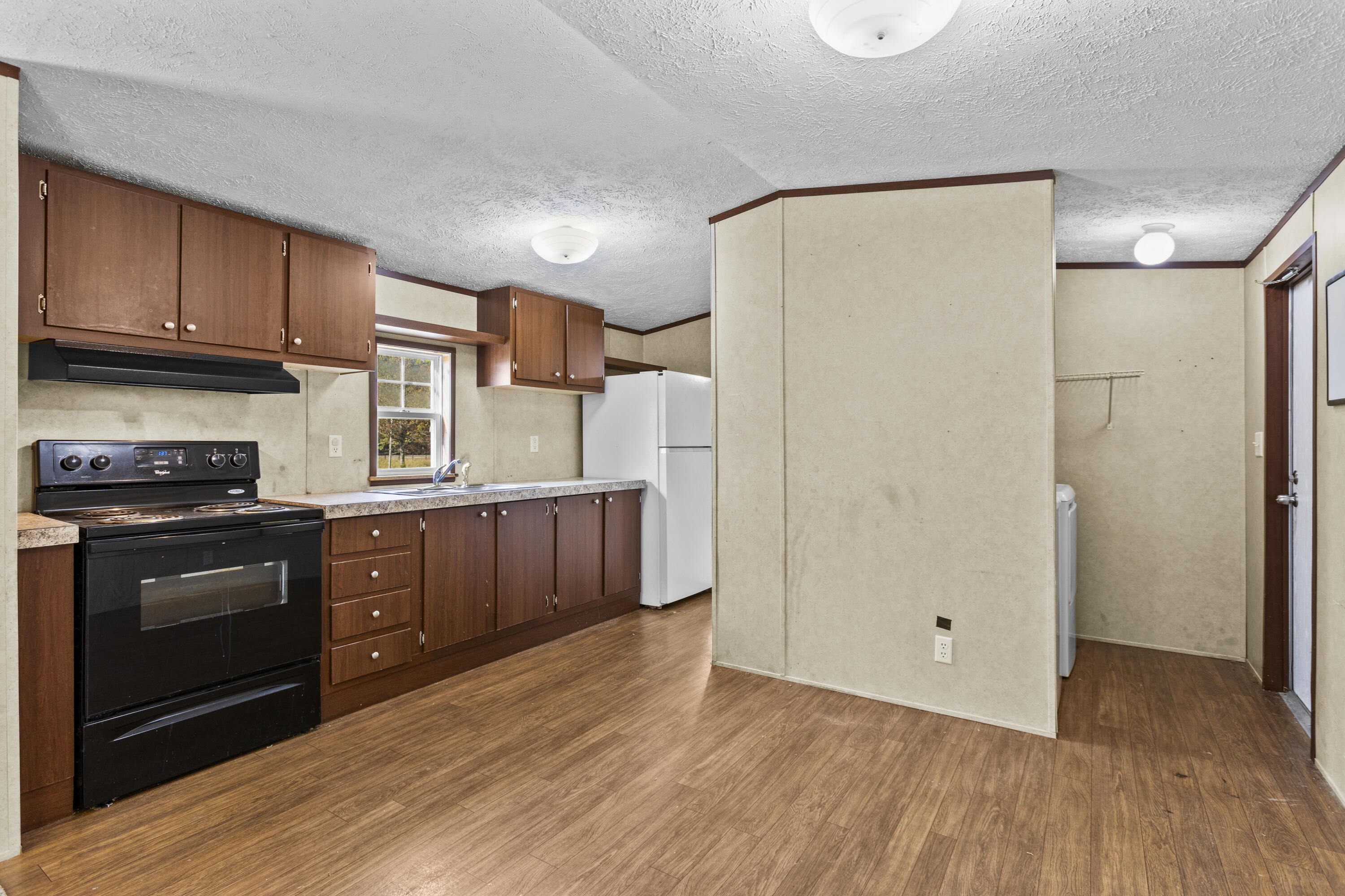 265 Johnson Ford Road Property Photo 5