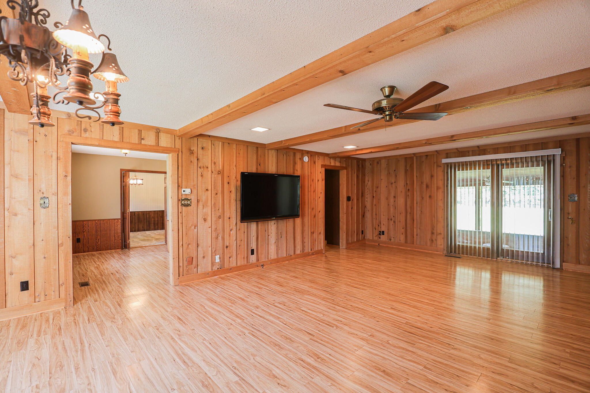 390 Windy Hills Circle Property Photo 20