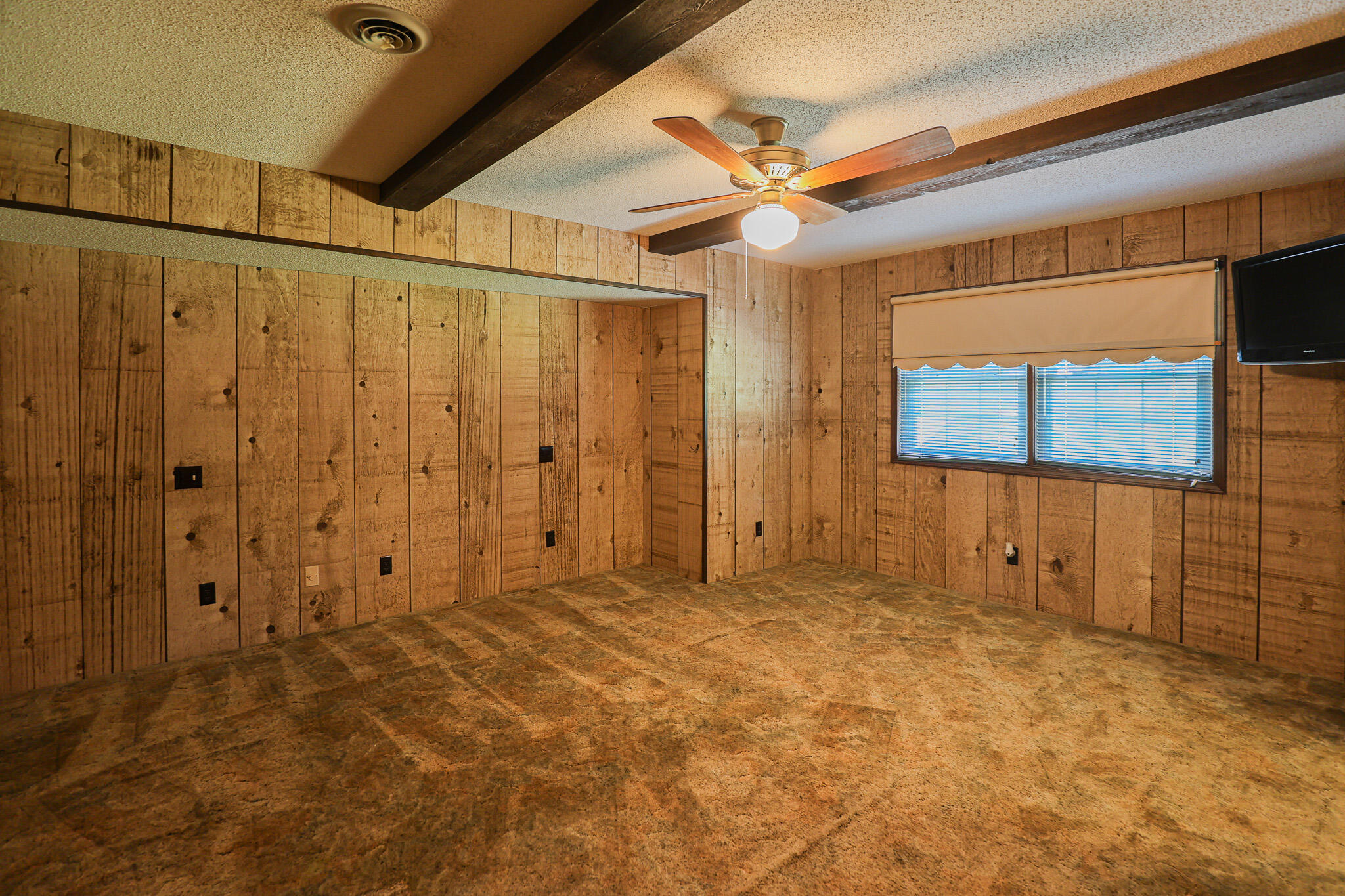 390 Windy Hills Circle Property Photo 30
