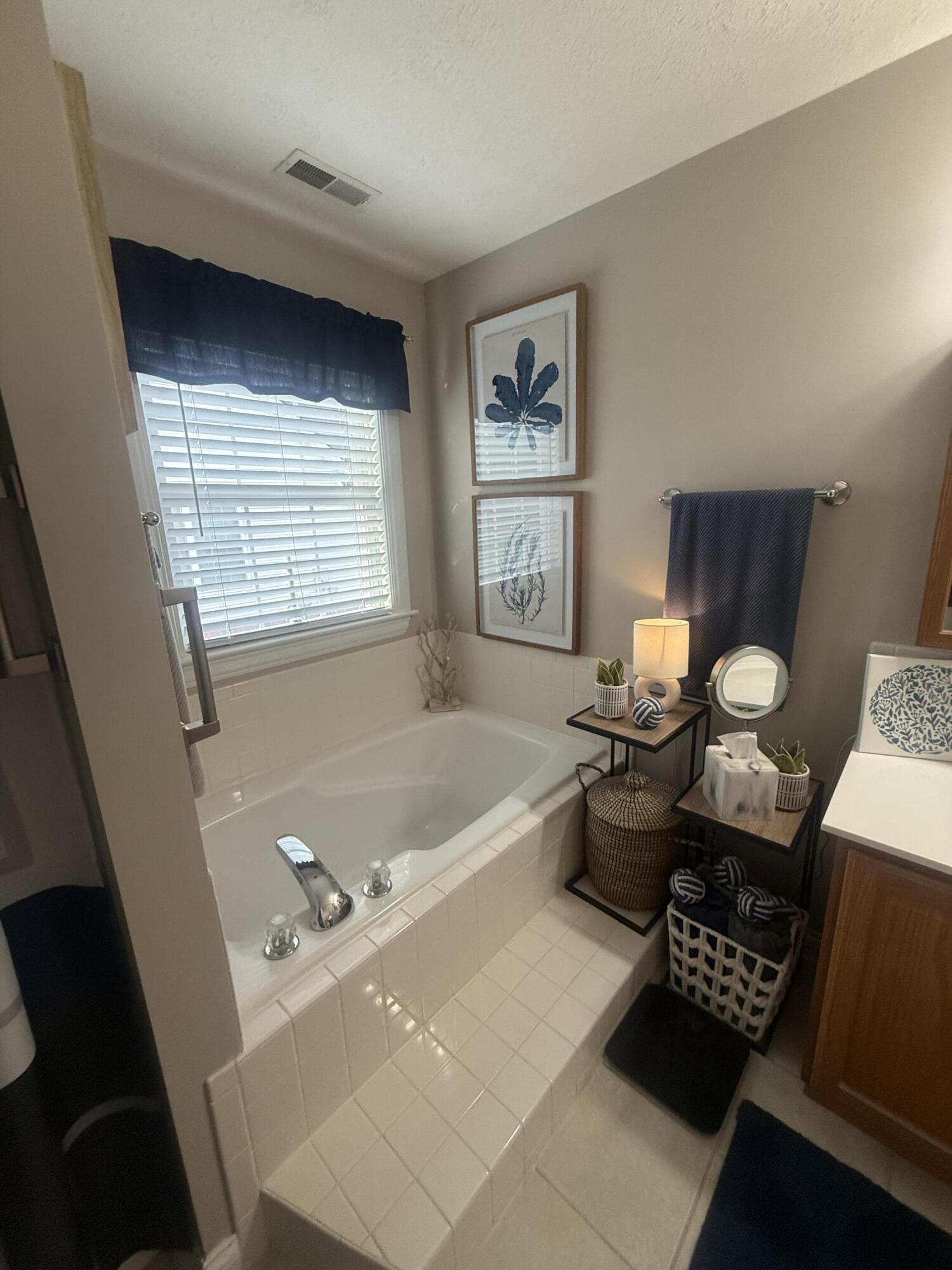 327 Primrose Lane Property Photo 16