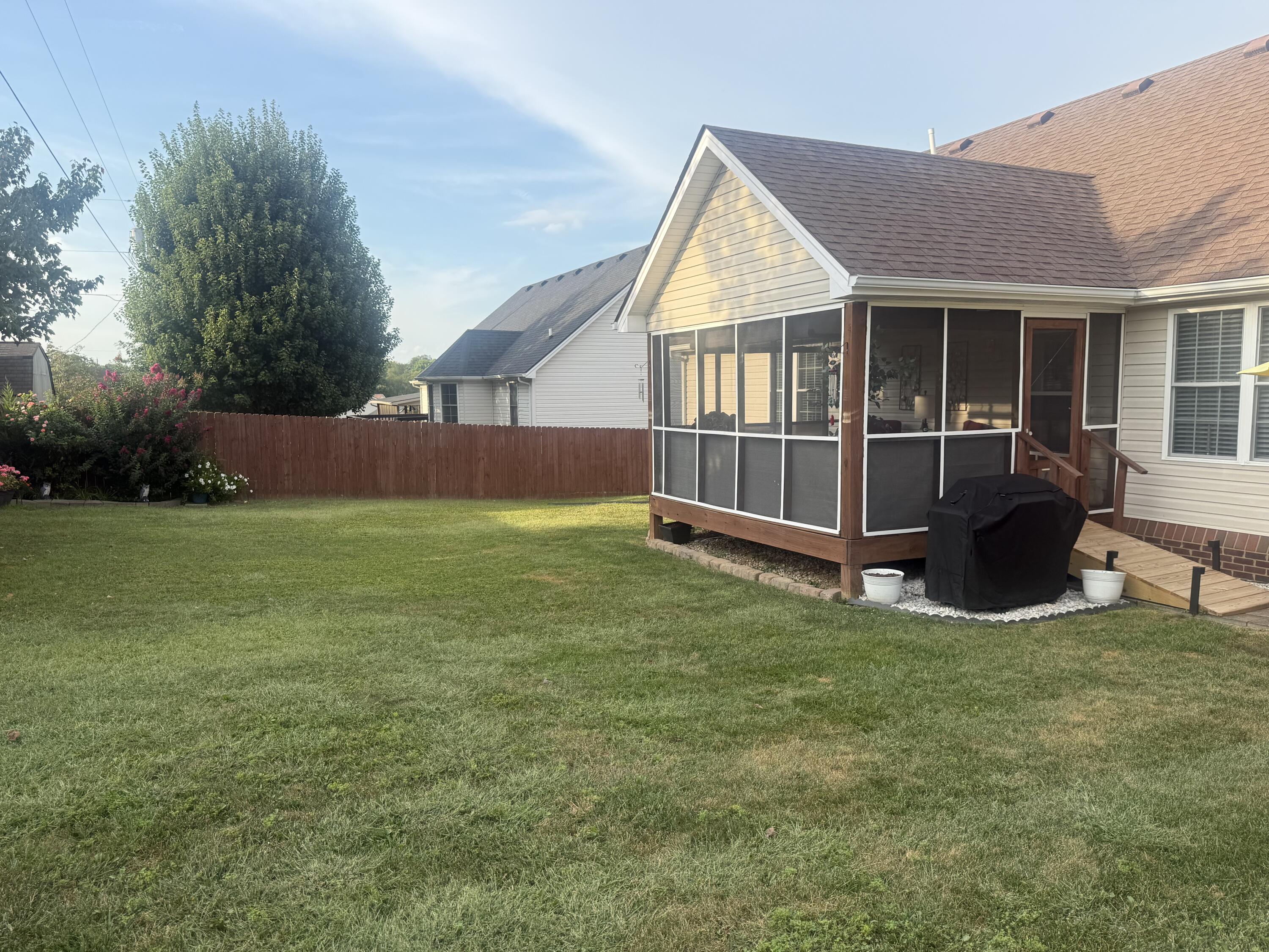 327 Primrose Lane Property Photo 32