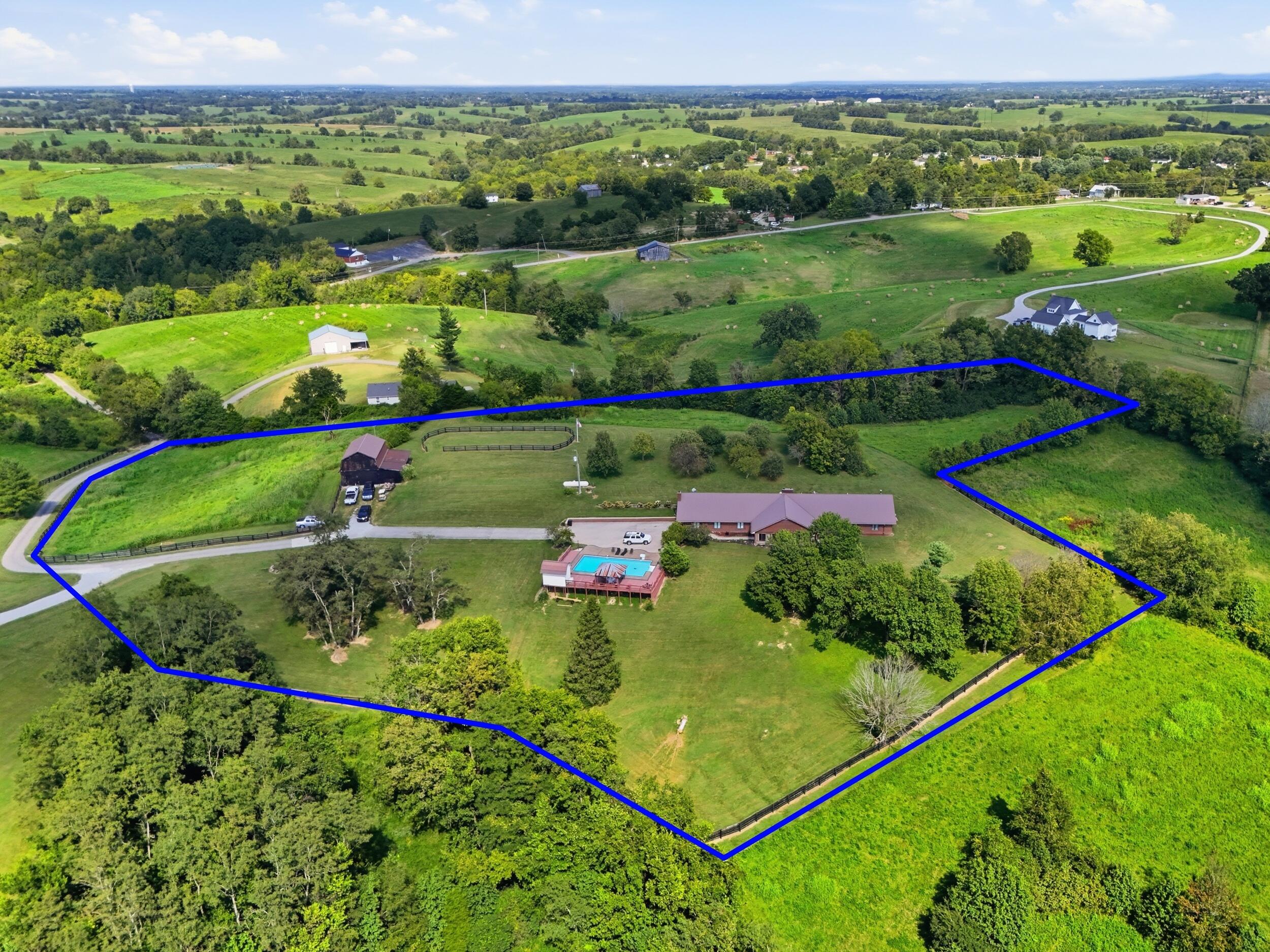 1070 Jacks Creek Road Property Photo 1