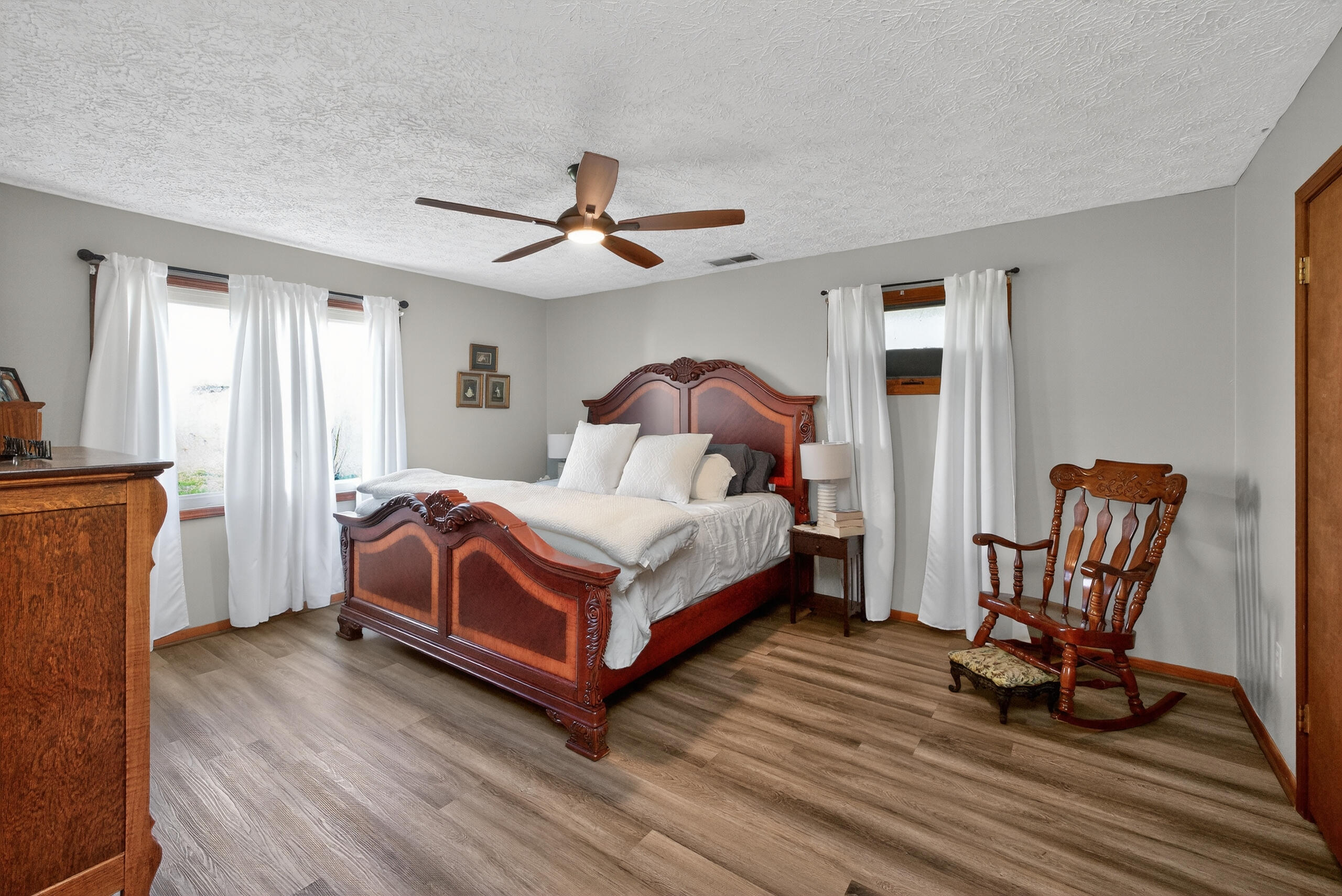 1070 Jacks Creek Road Property Photo 33