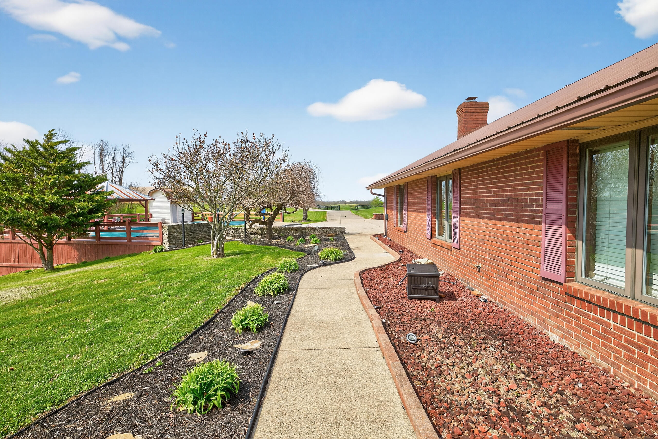 1070 Jacks Creek Road Property Photo 42