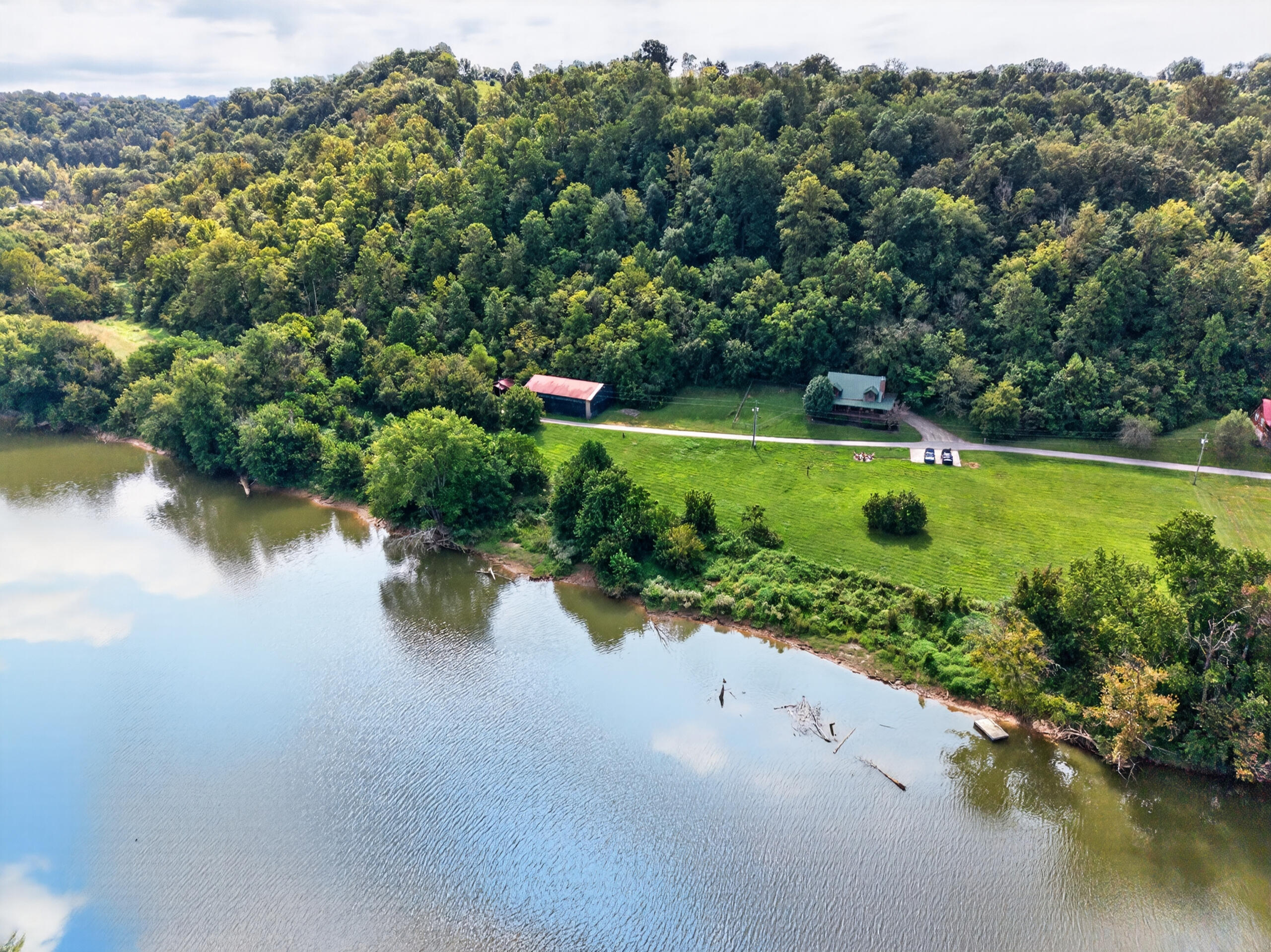 2223 Kentucky River Road Property Photo 3