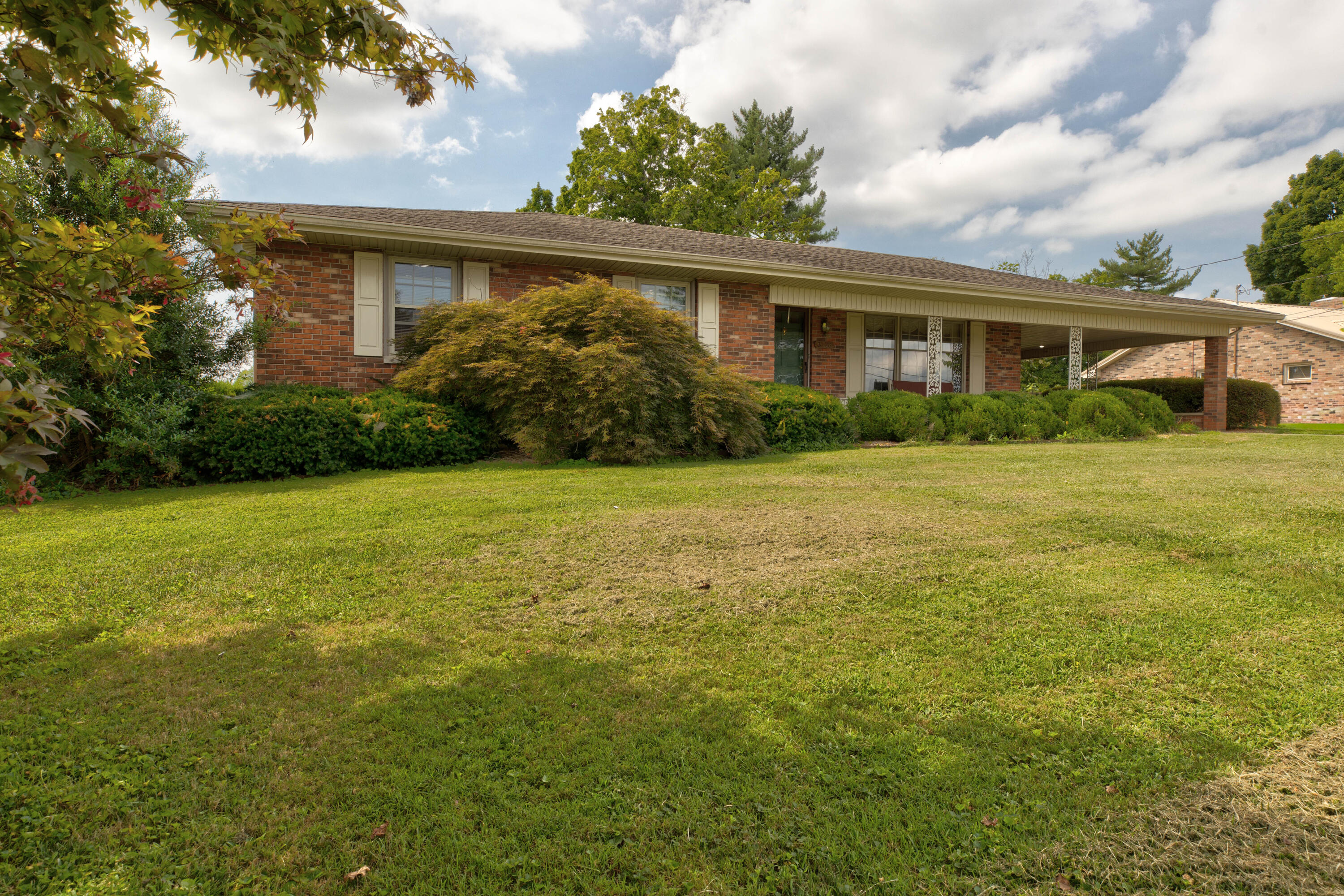 3726 Camargo Heights Property Photo 2
