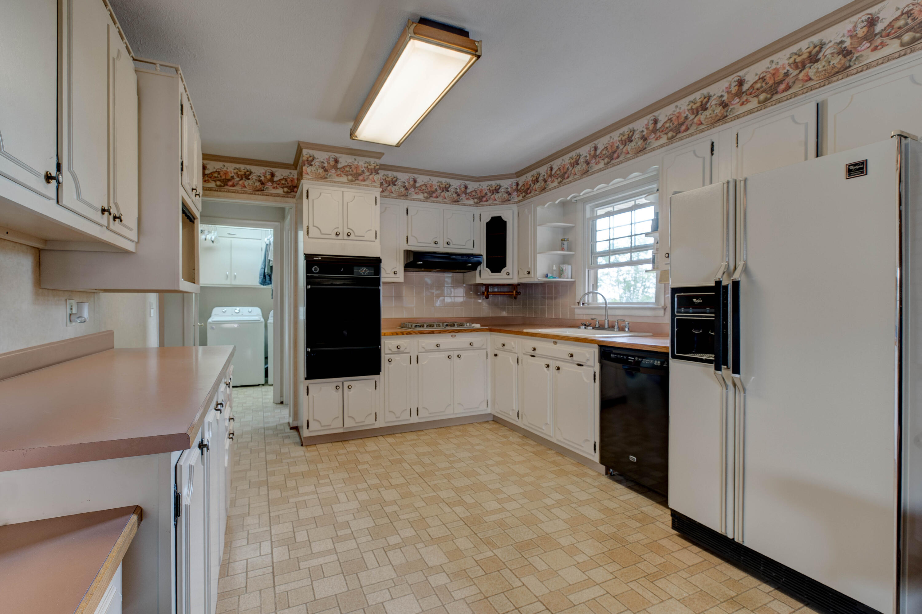3726 Camargo Heights Property Photo 11