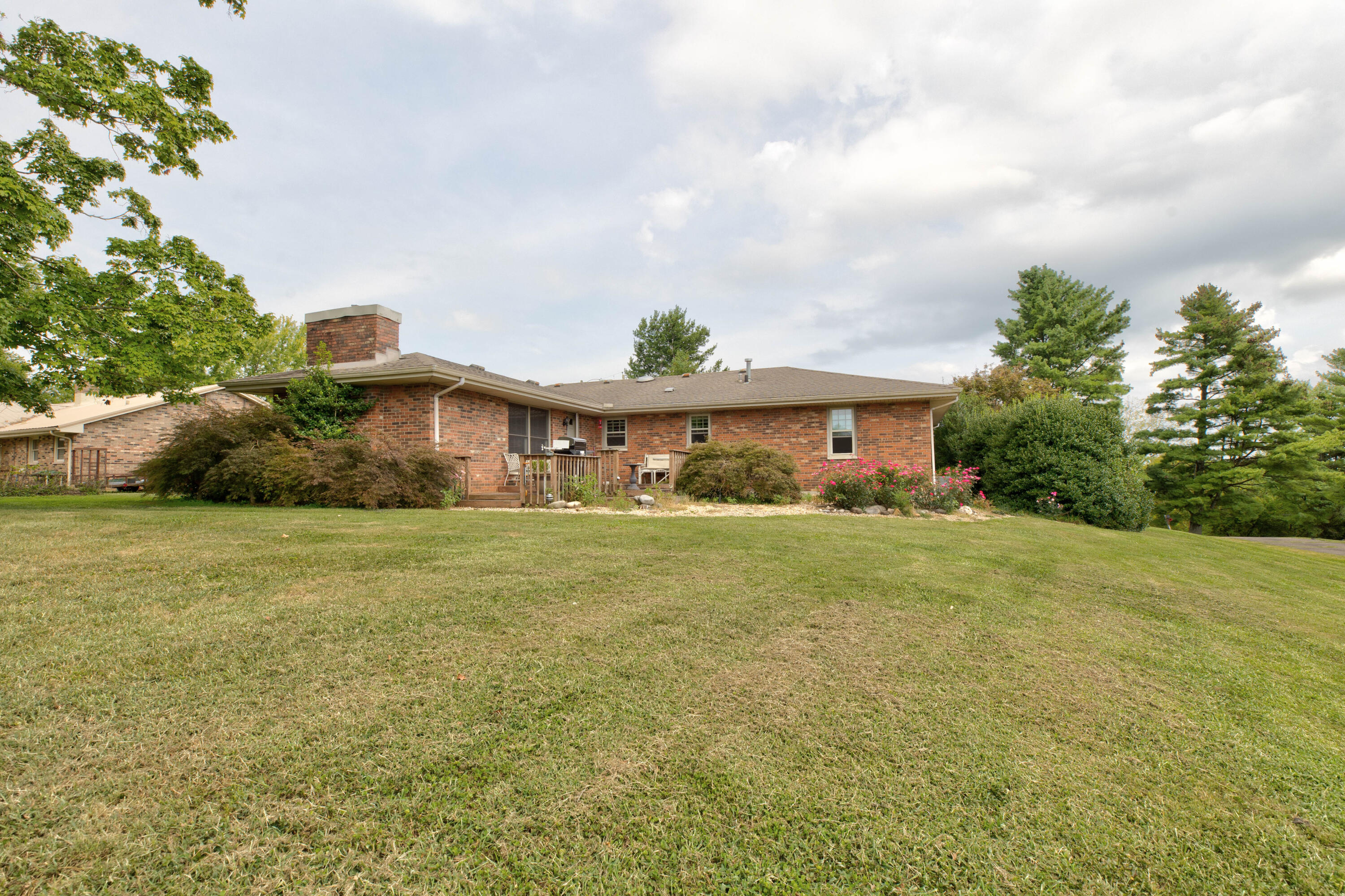 3726 Camargo Heights Property Photo 18