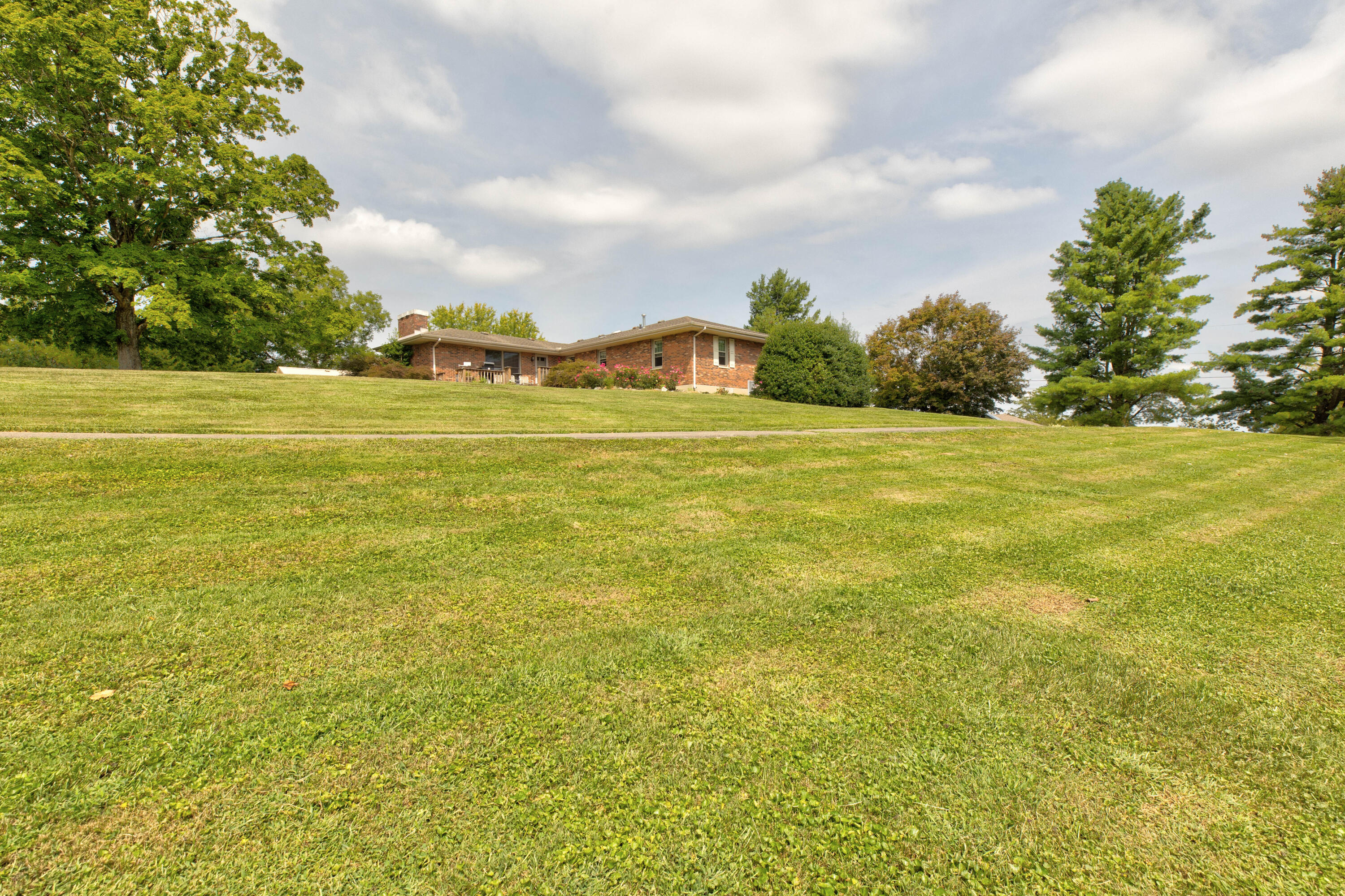3726 Camargo Heights Property Photo 25