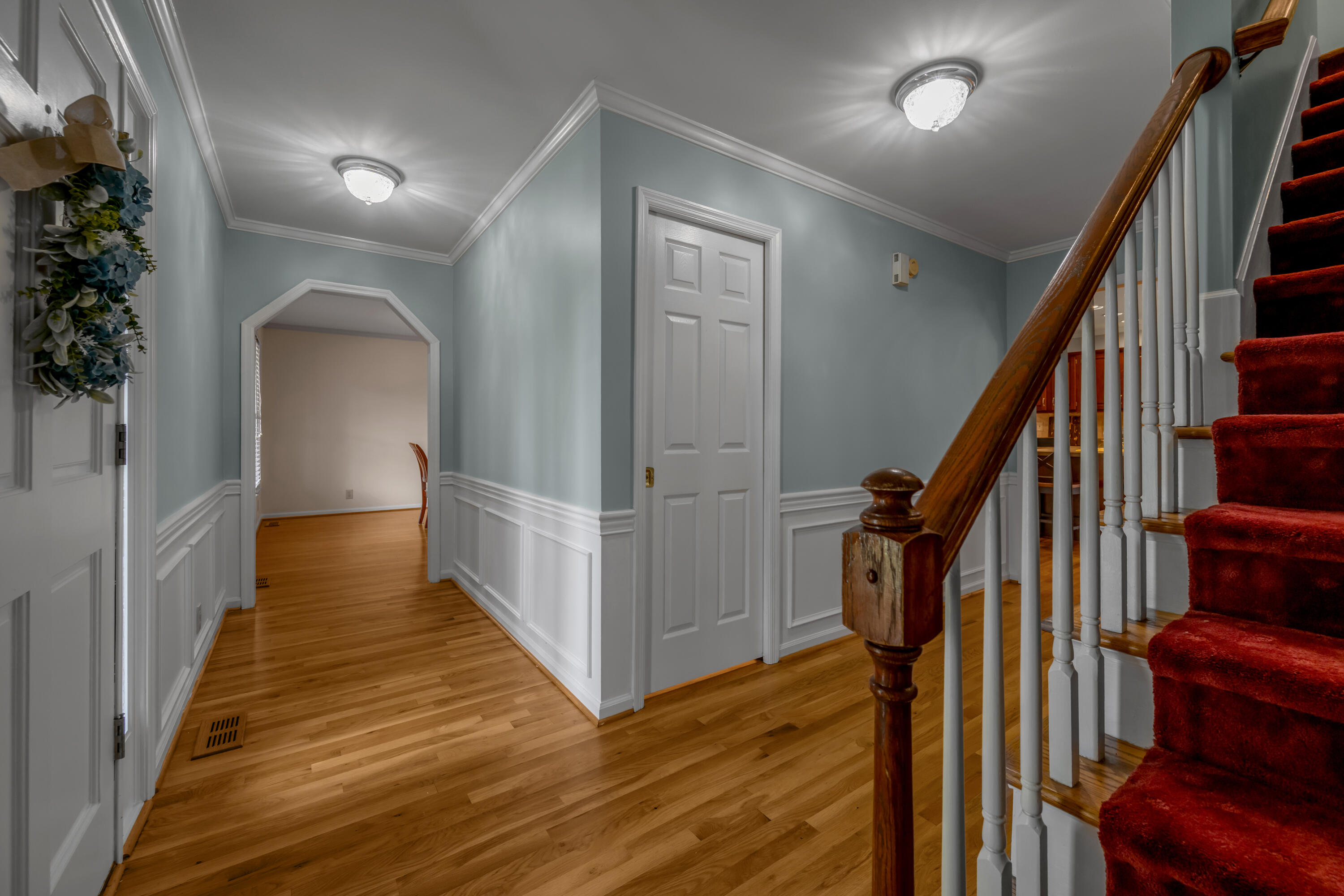 4560 Clubhouse Drive Property Photo 10