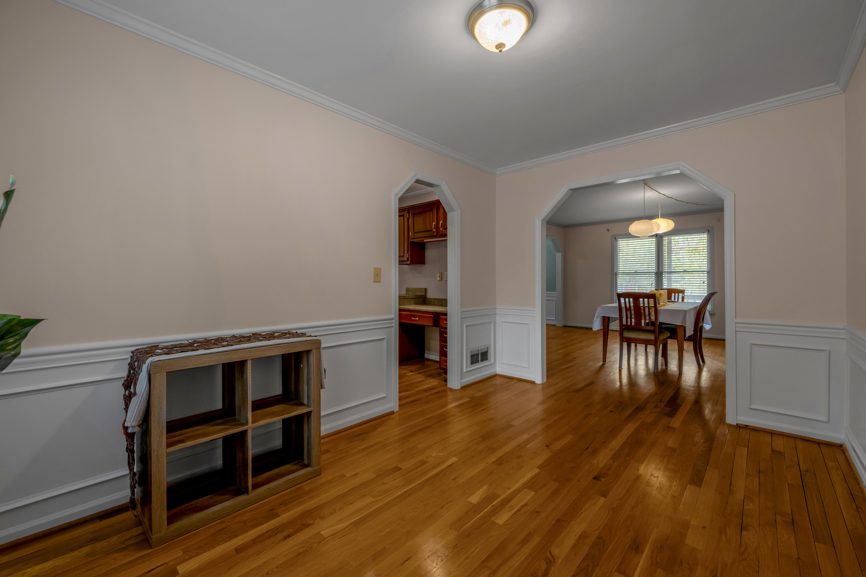4560 Clubhouse Drive Property Photo 17