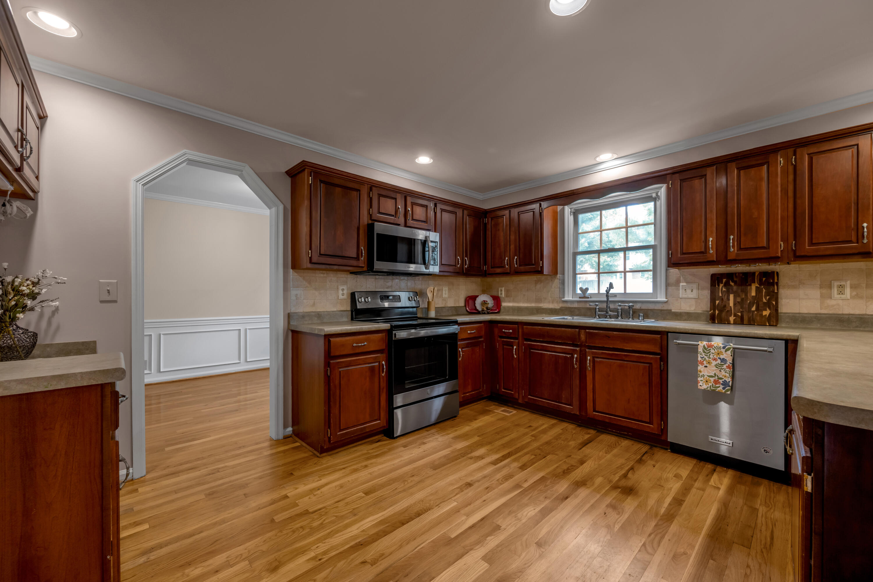 4560 Clubhouse Drive Property Photo 19