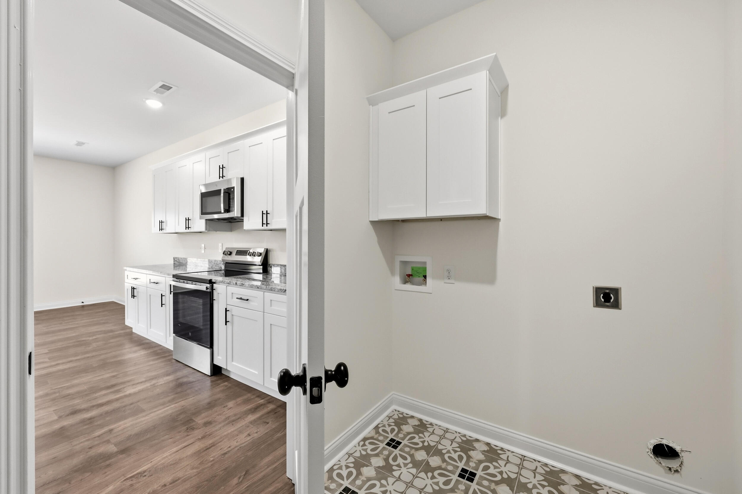 917 Olympic Court Property Photo 23