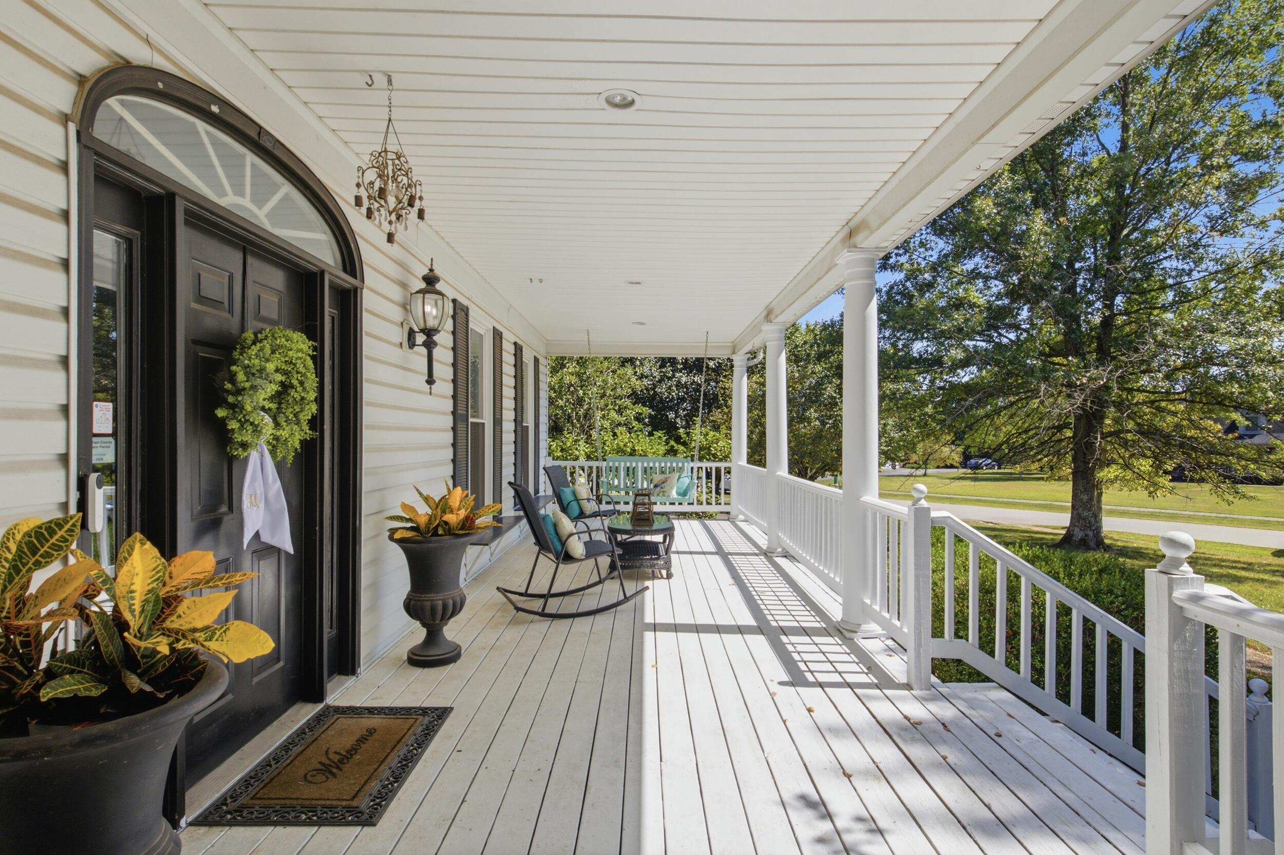 4715 Sunny Hill Drive Property Photo 5