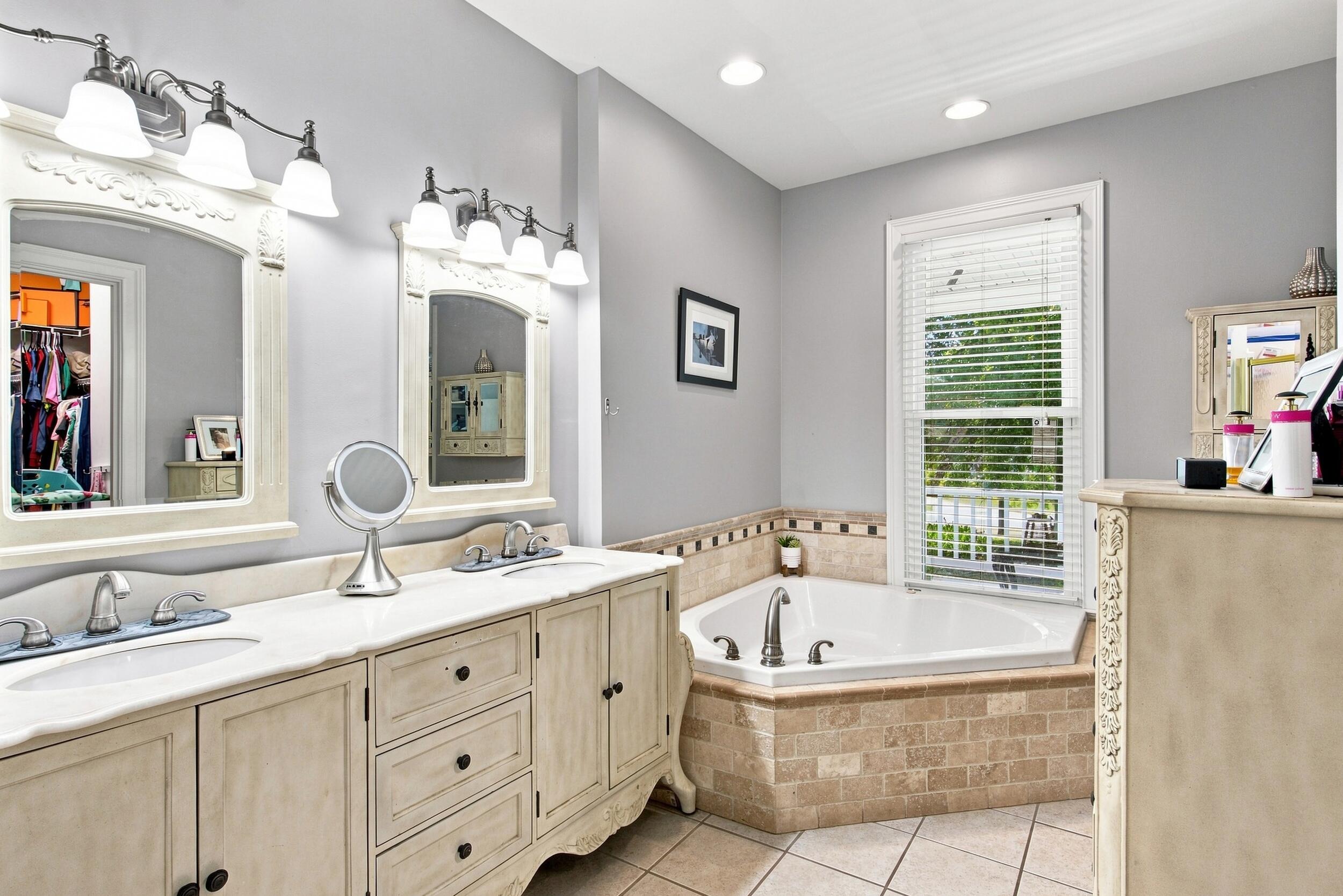 4715 Sunny Hill Drive Property Photo 36
