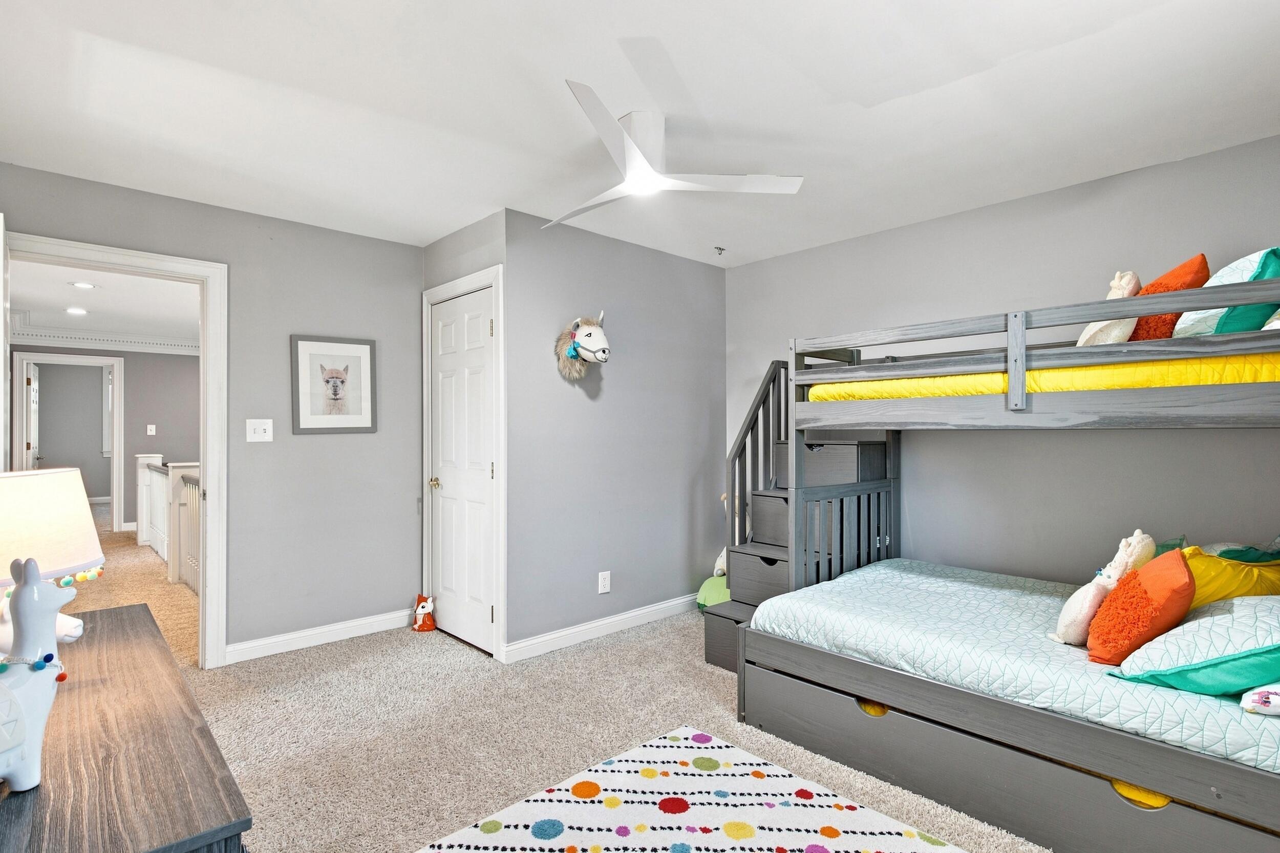 4715 Sunny Hill Drive Property Photo 42
