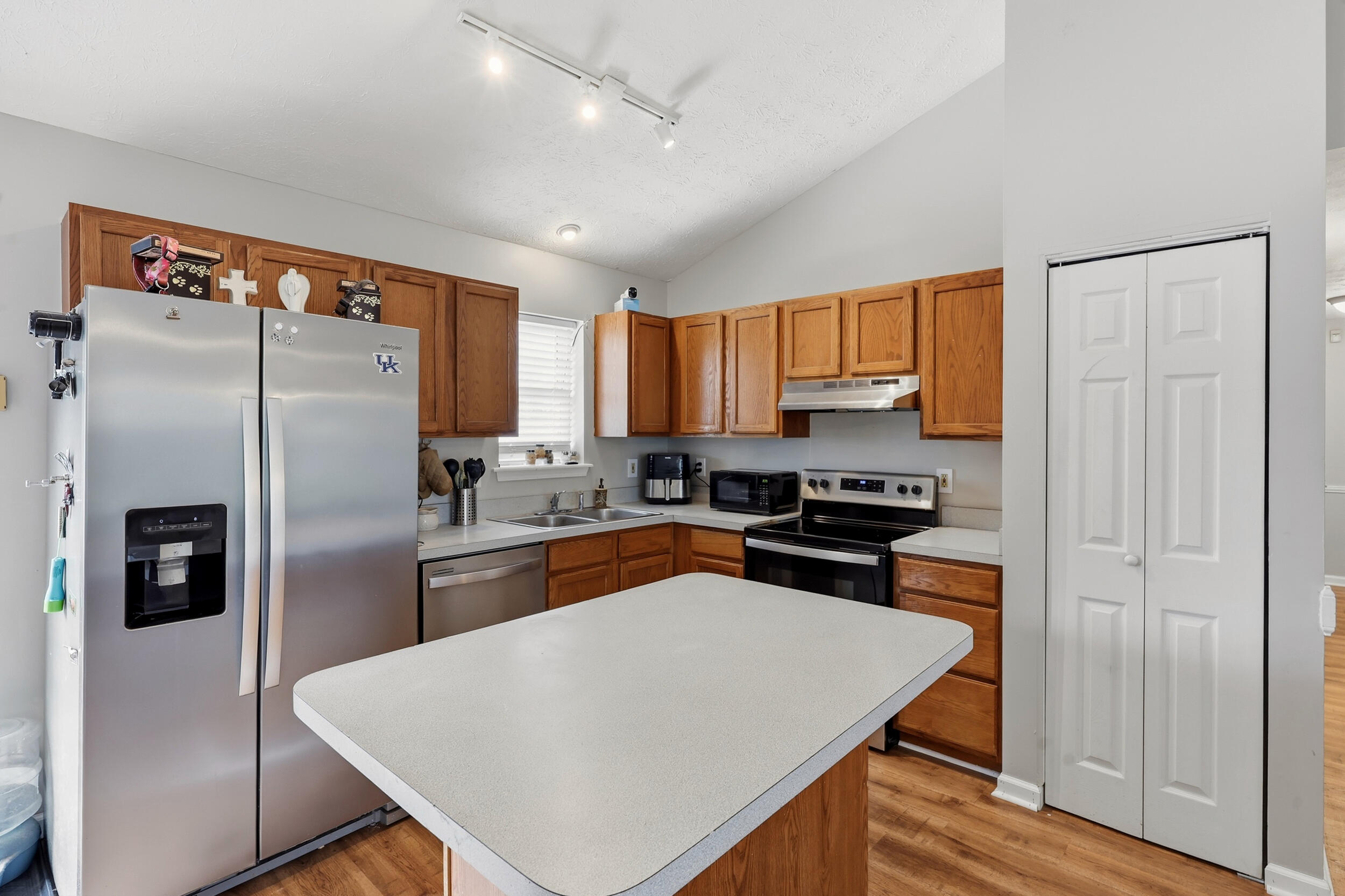 118 S Bold Forbes Boulevard Property Photo 7