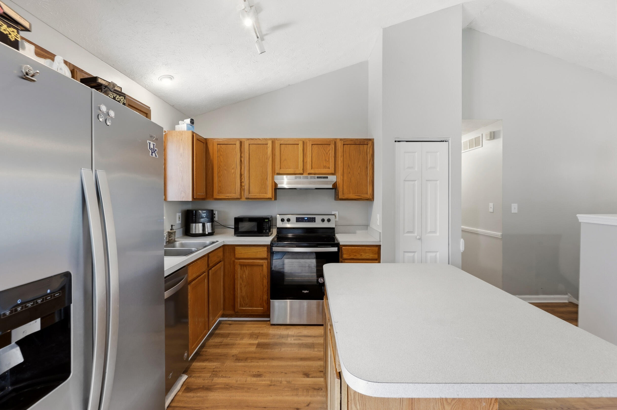 118 S Bold Forbes Boulevard Property Photo 9