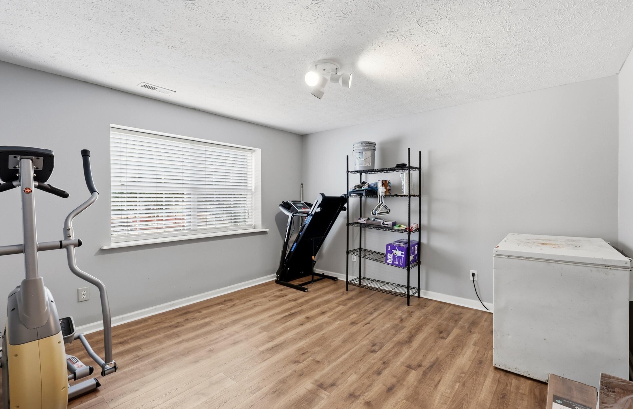 118 S Bold Forbes Boulevard Property Photo 17