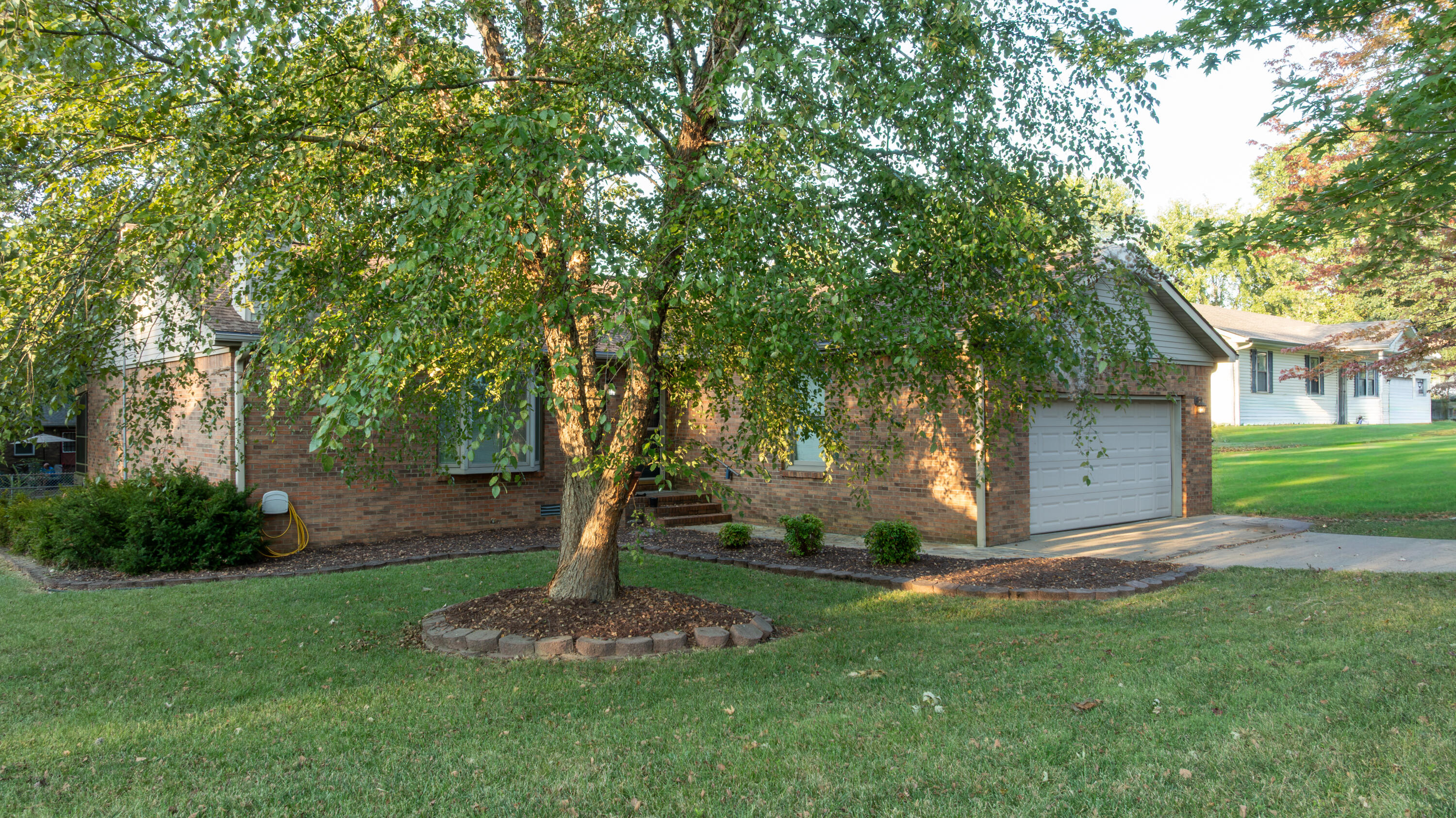 160 Wilton Circle Property Photo 5