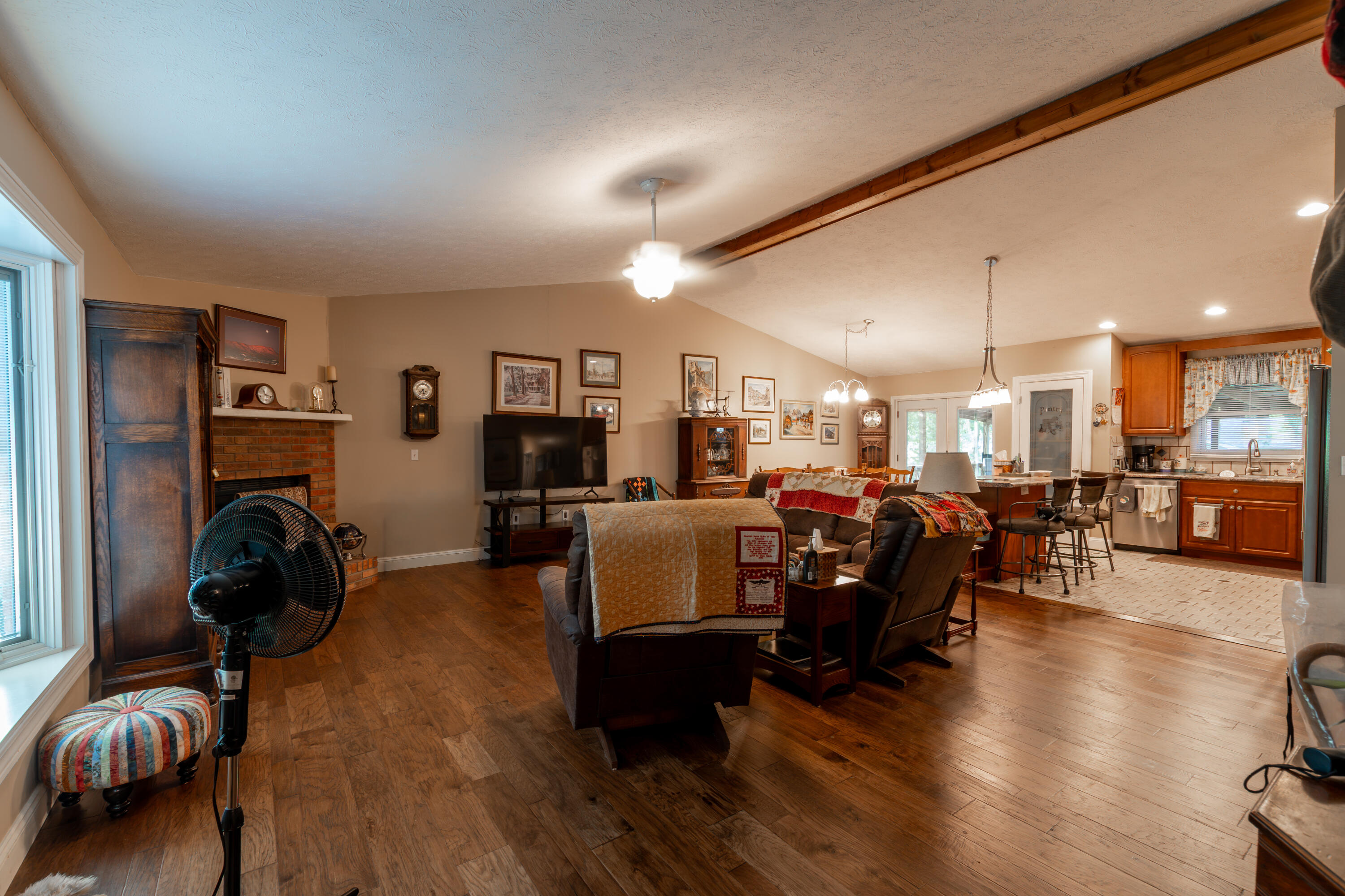 160 Wilton Circle Property Photo 10