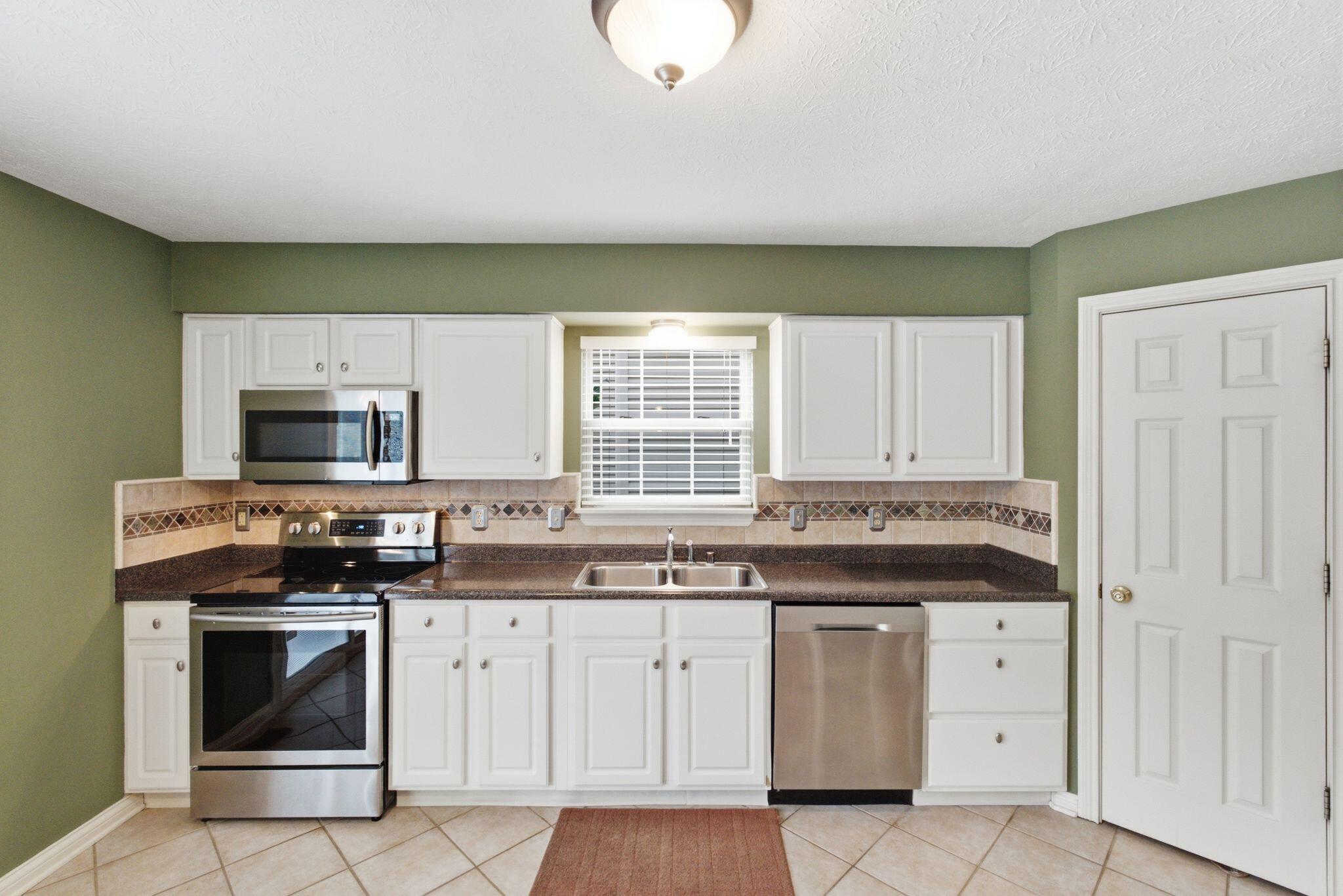 3233 Royal Troon Road Property Photo 14