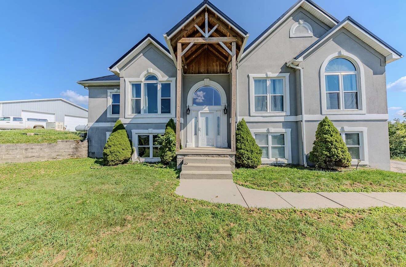 4885 State Route 522 Property Photo 2