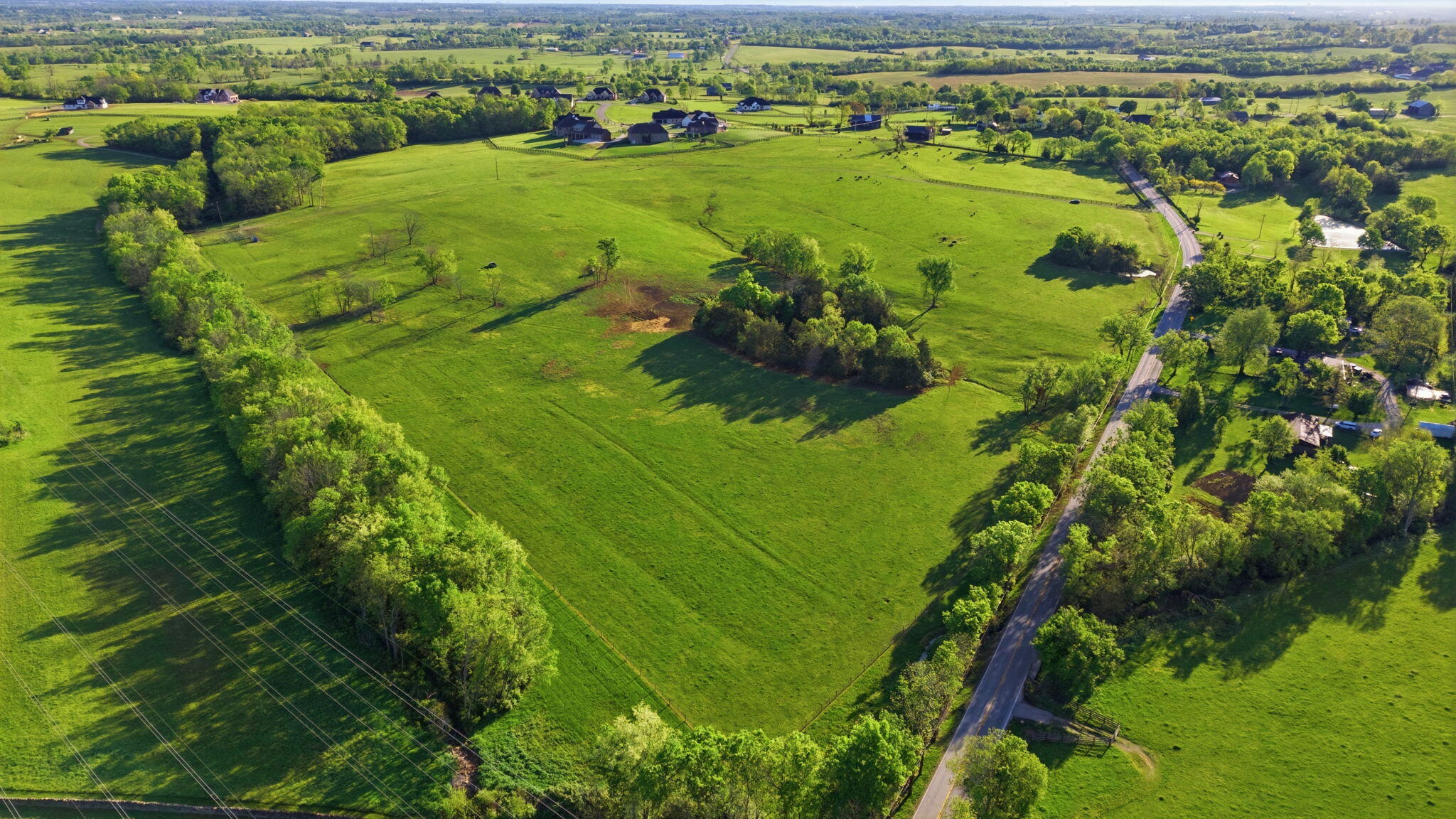 2-a Harrodsburg Road Property Photo 2