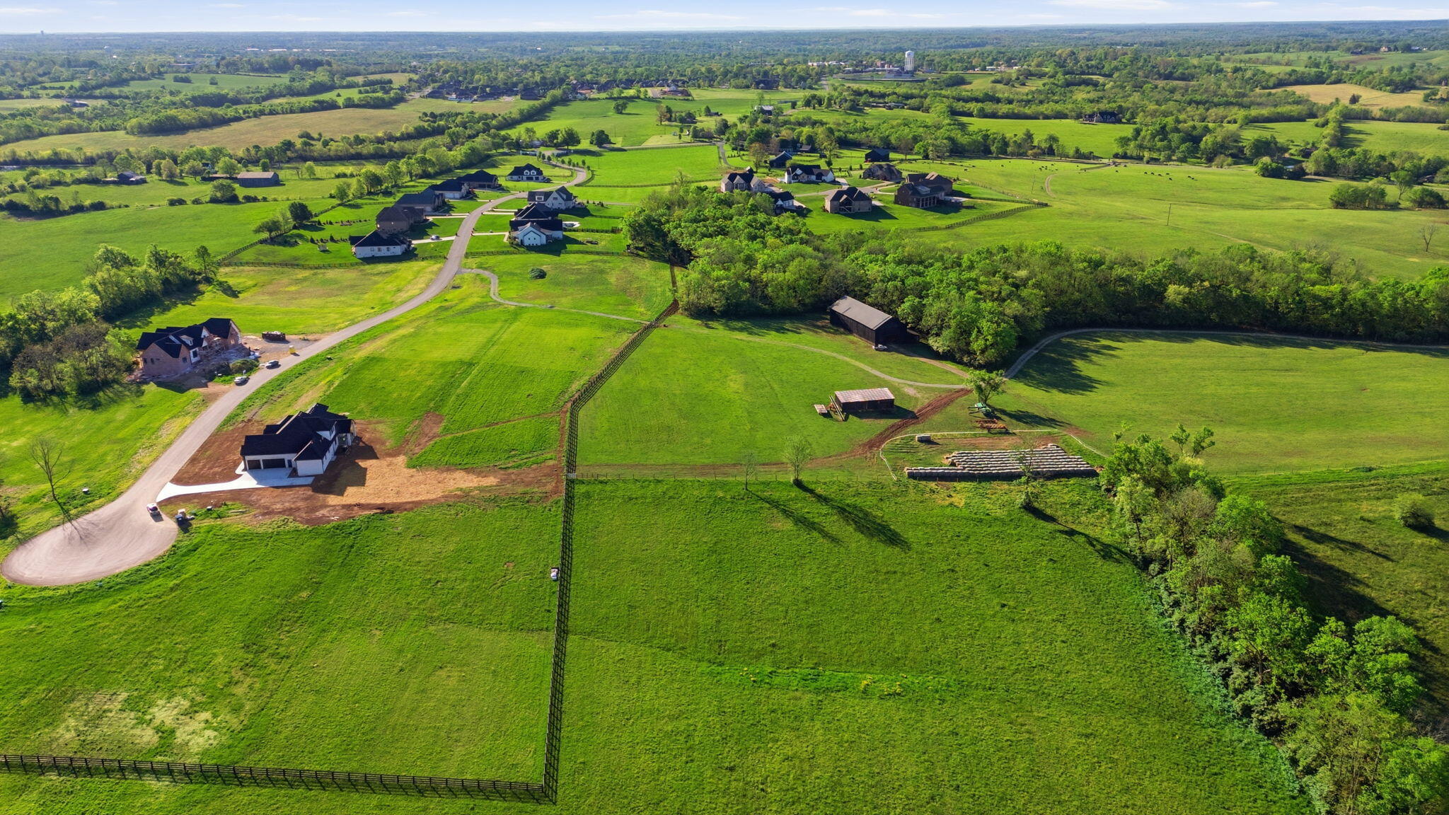 2-a Harrodsburg Road Property Photo 16