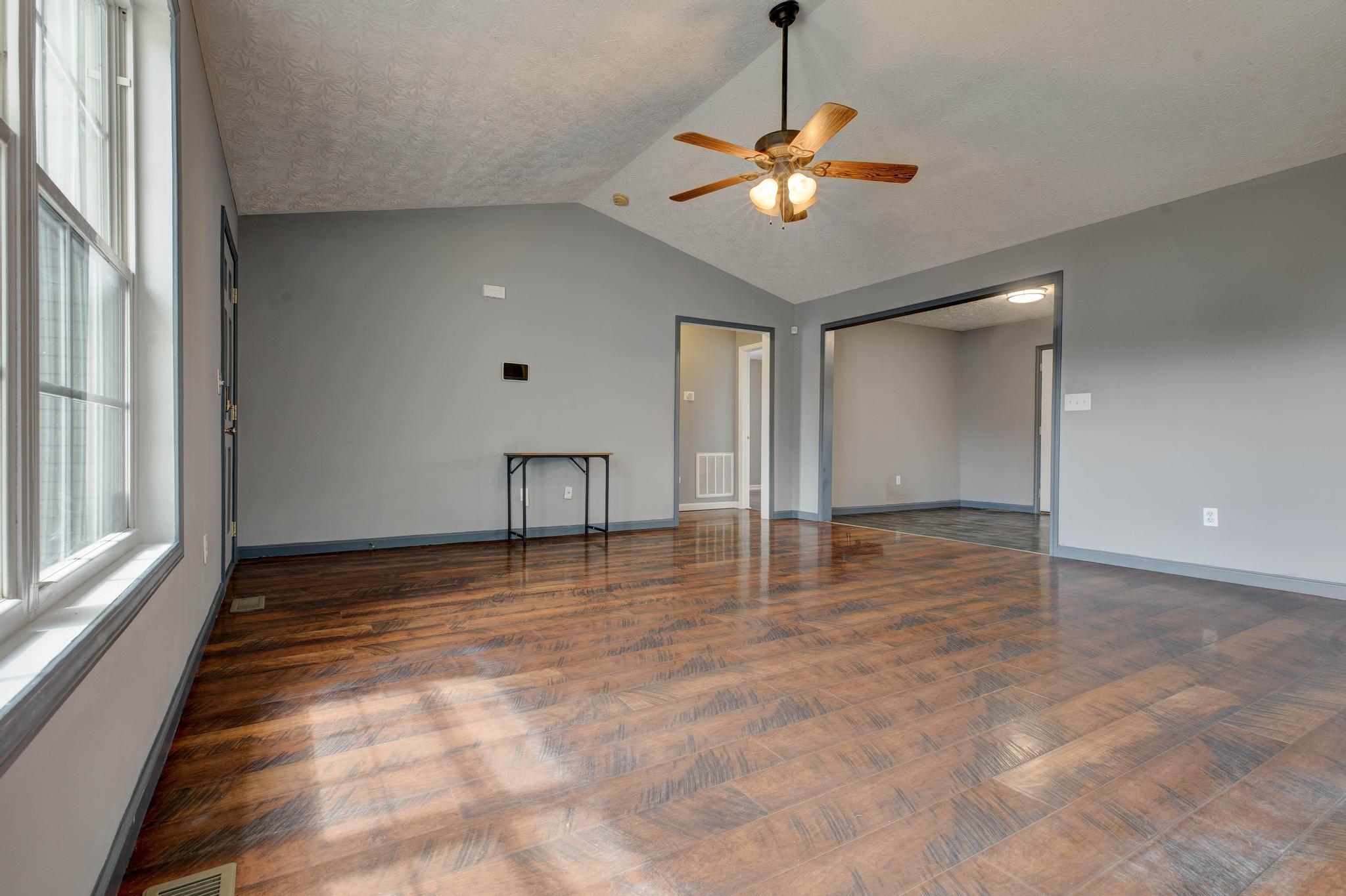 332 Woodland Lane Property Photo 6