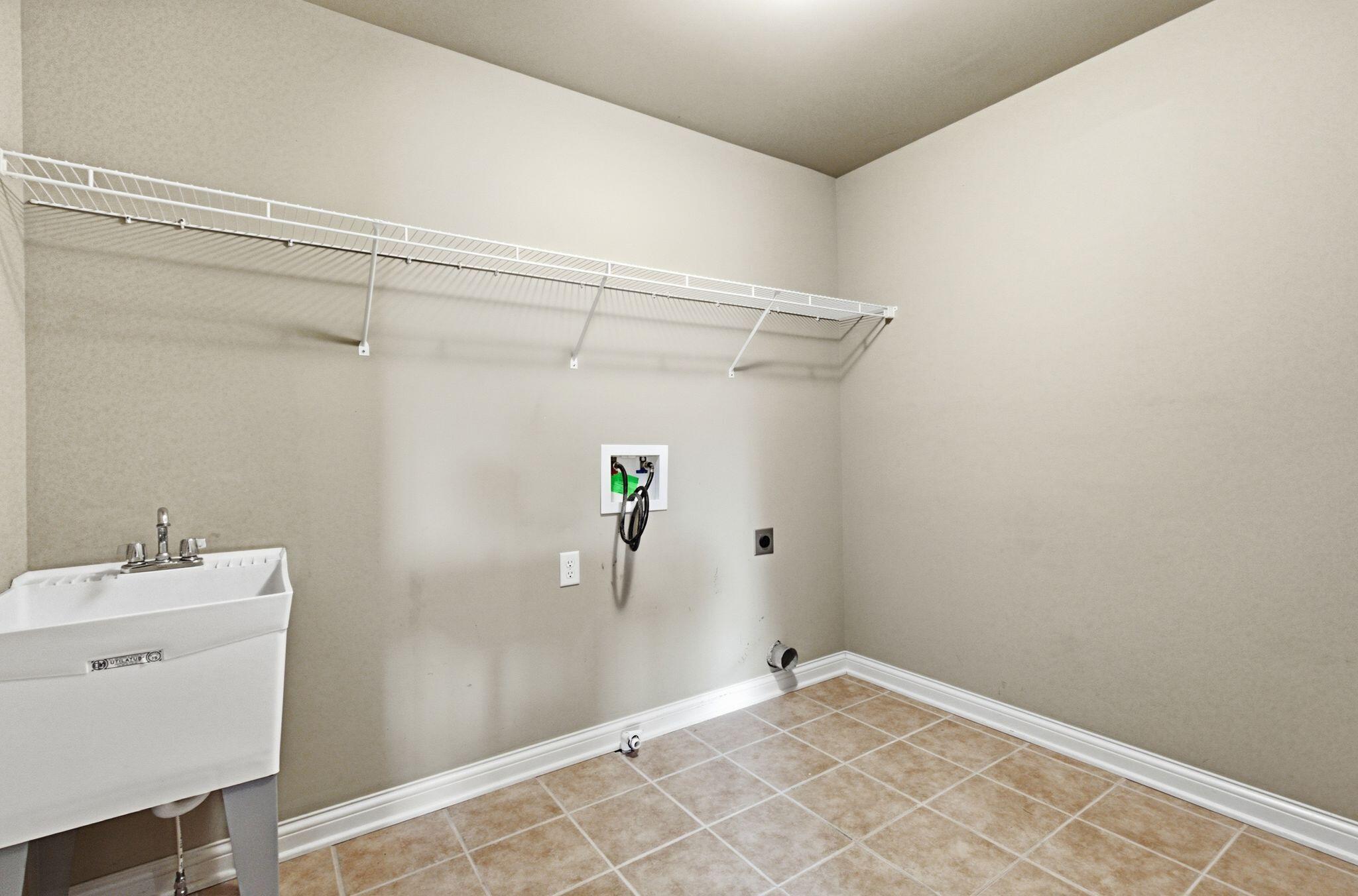 3241 Cherry Meadow Path Property Photo 47