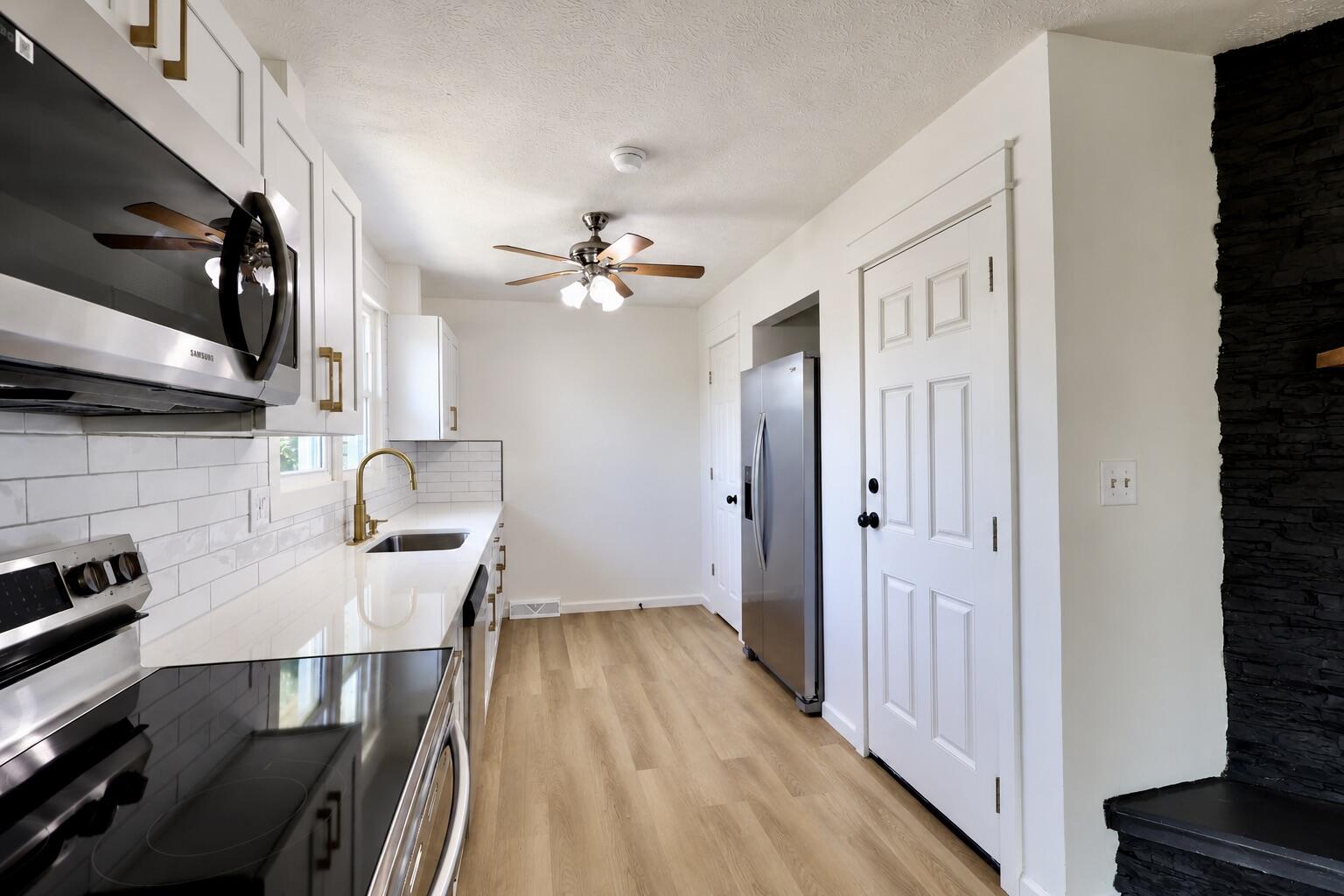 518 Daniel Drive Property Photo 4