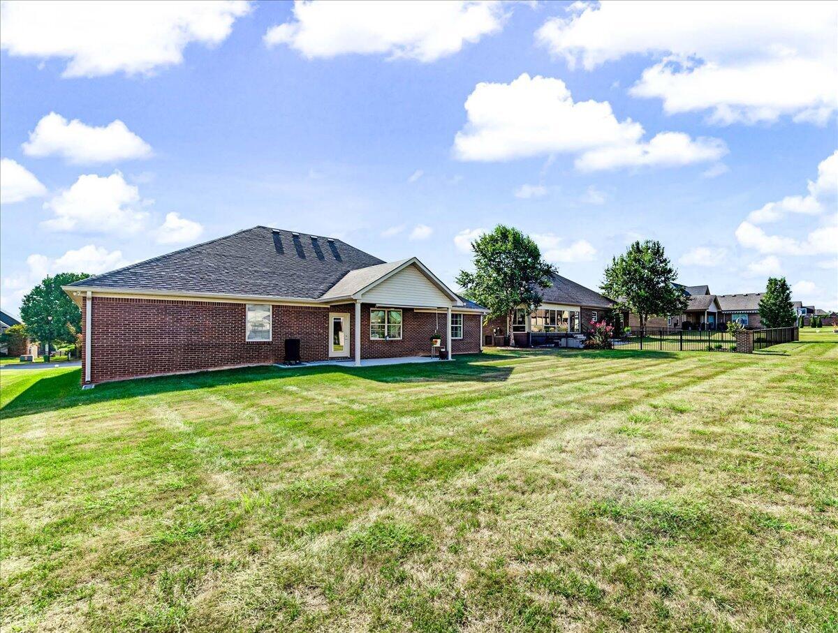 509 Breezewood Circle Property Photo 42