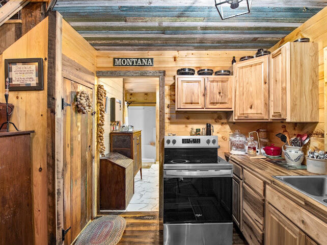 175 Brown Gabbard Road Property Photo 15