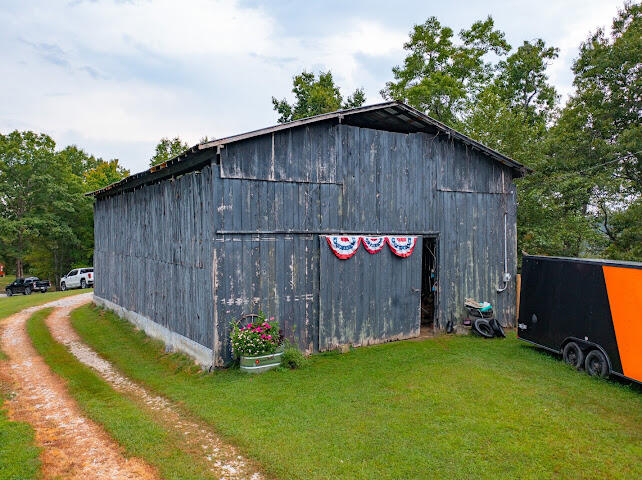 175 Brown Gabbard Road Property Photo 36