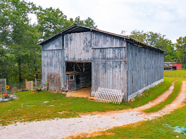 175 Brown Gabbard Road Property Photo 37