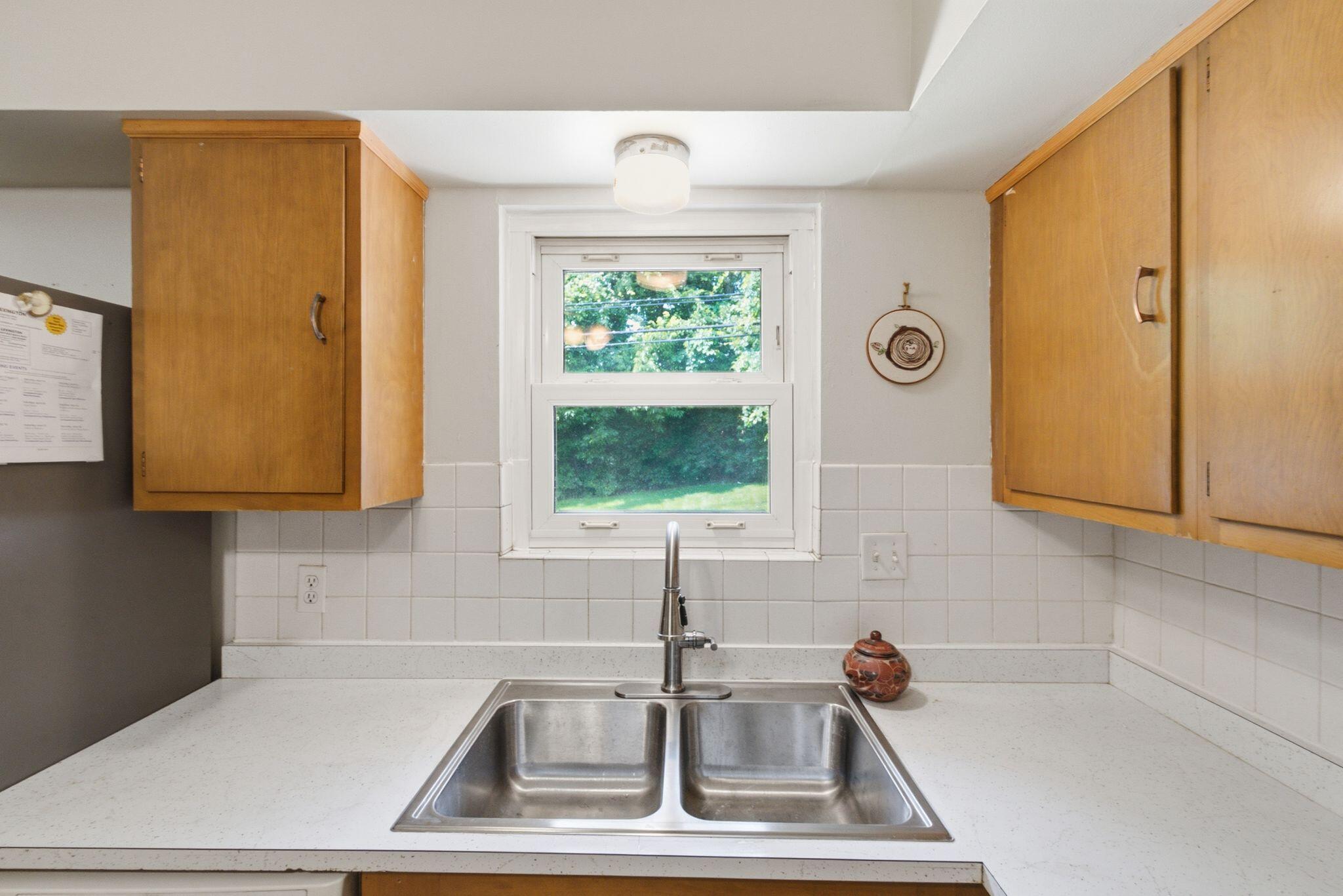 3343 Sutherland Drive Property Photo 16