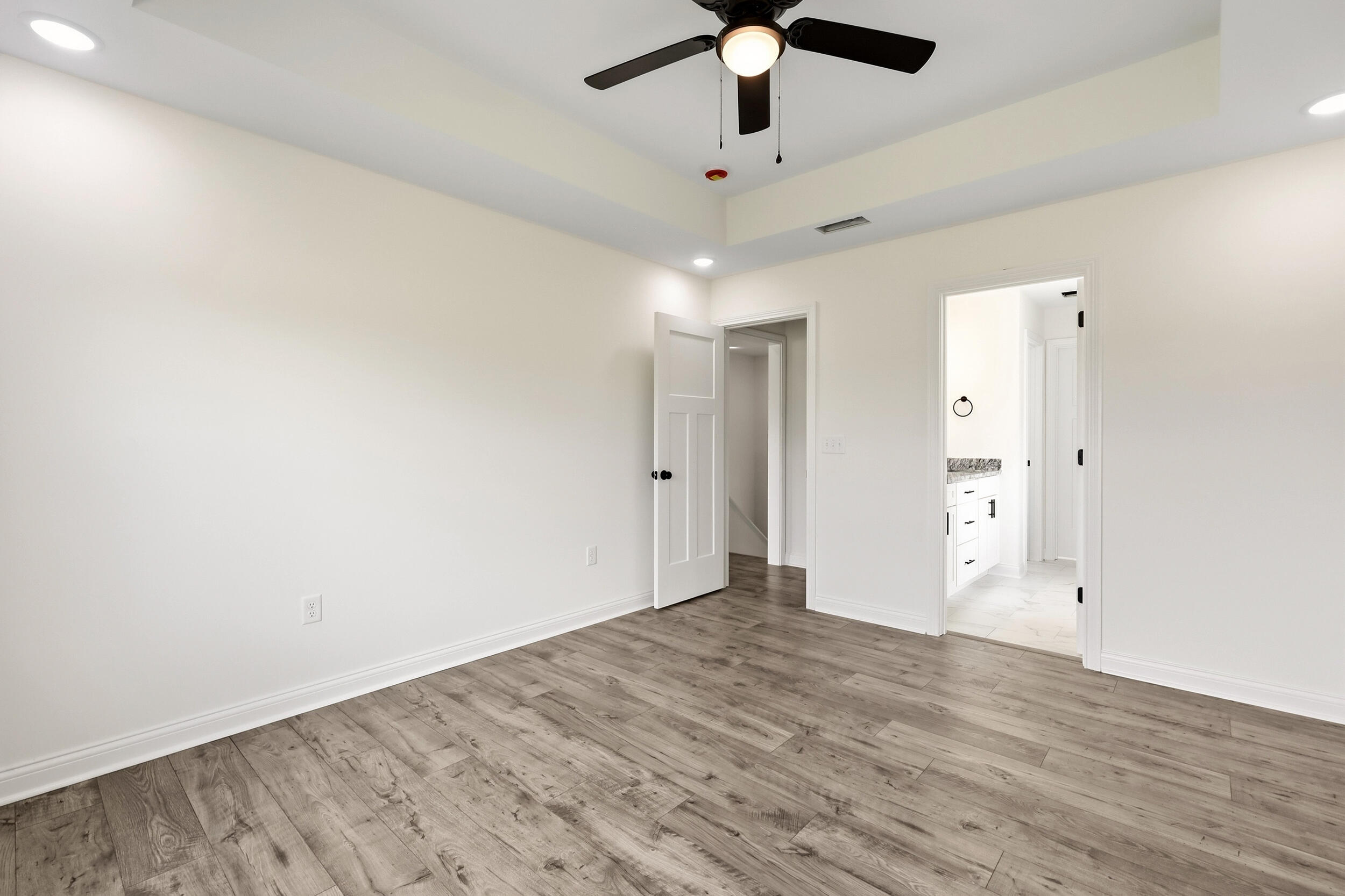 945 Olympic Court Property Photo 19