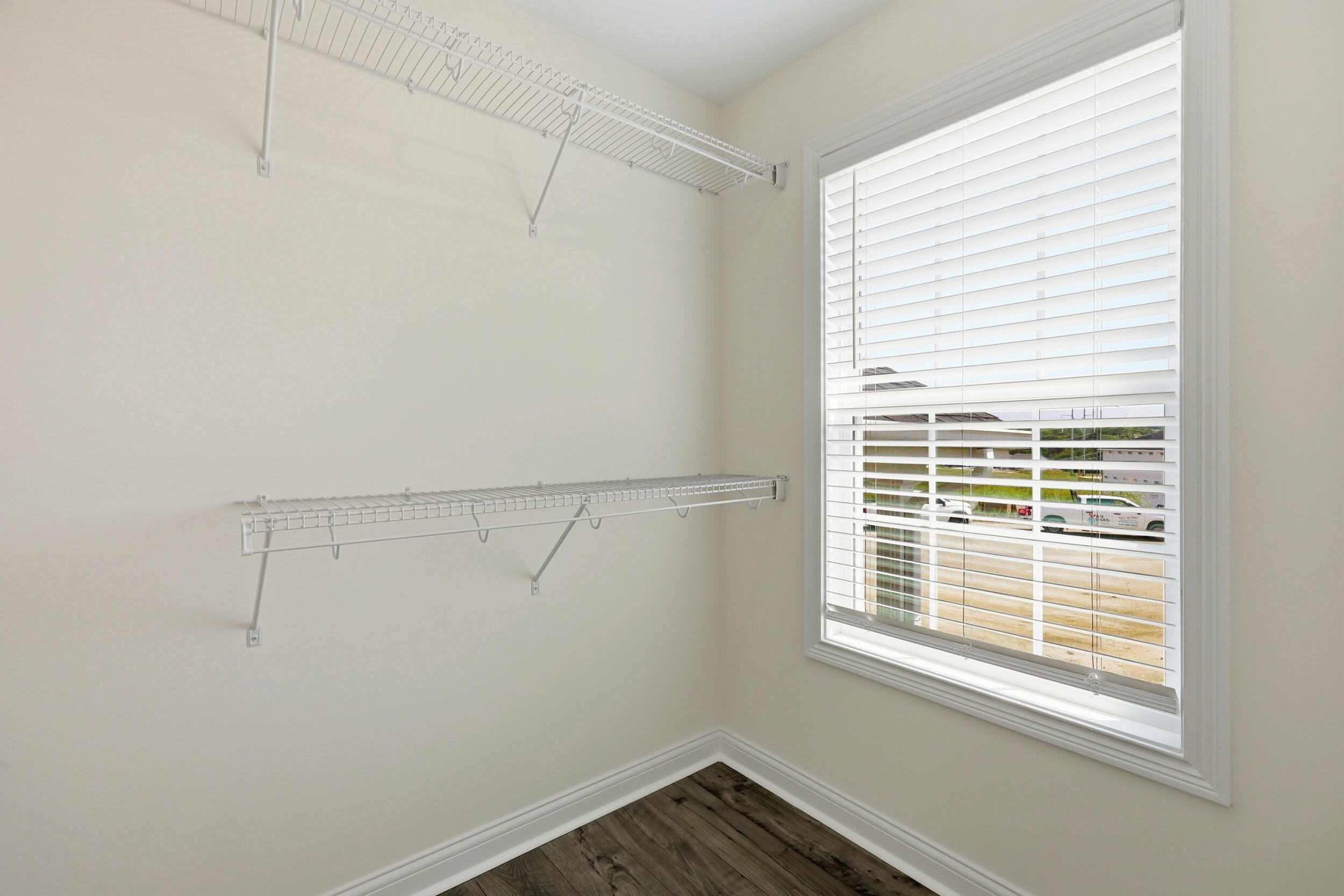 945 Olympic Court Property Photo 24