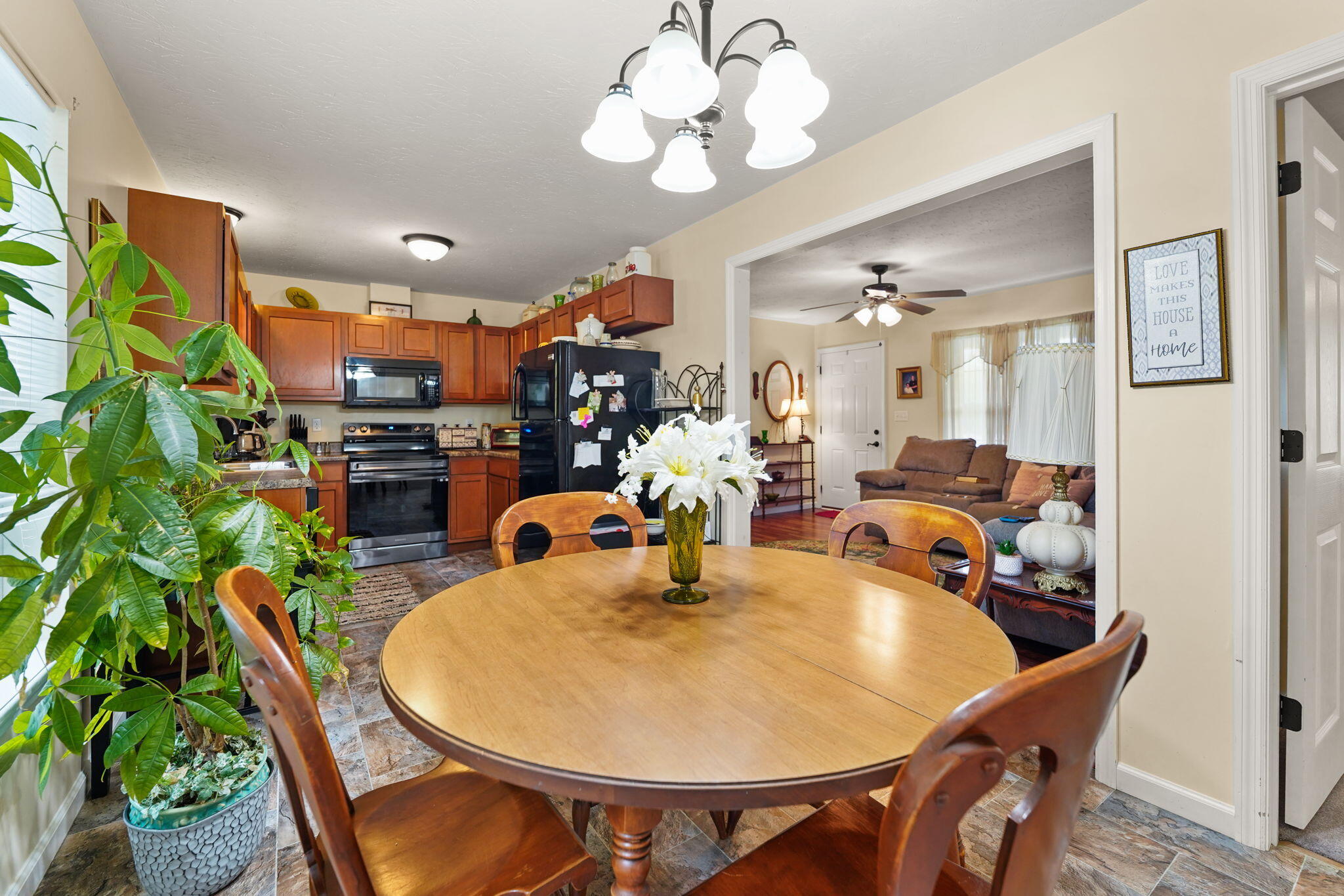 152 Milltown Subdivision Road Property Photo 8