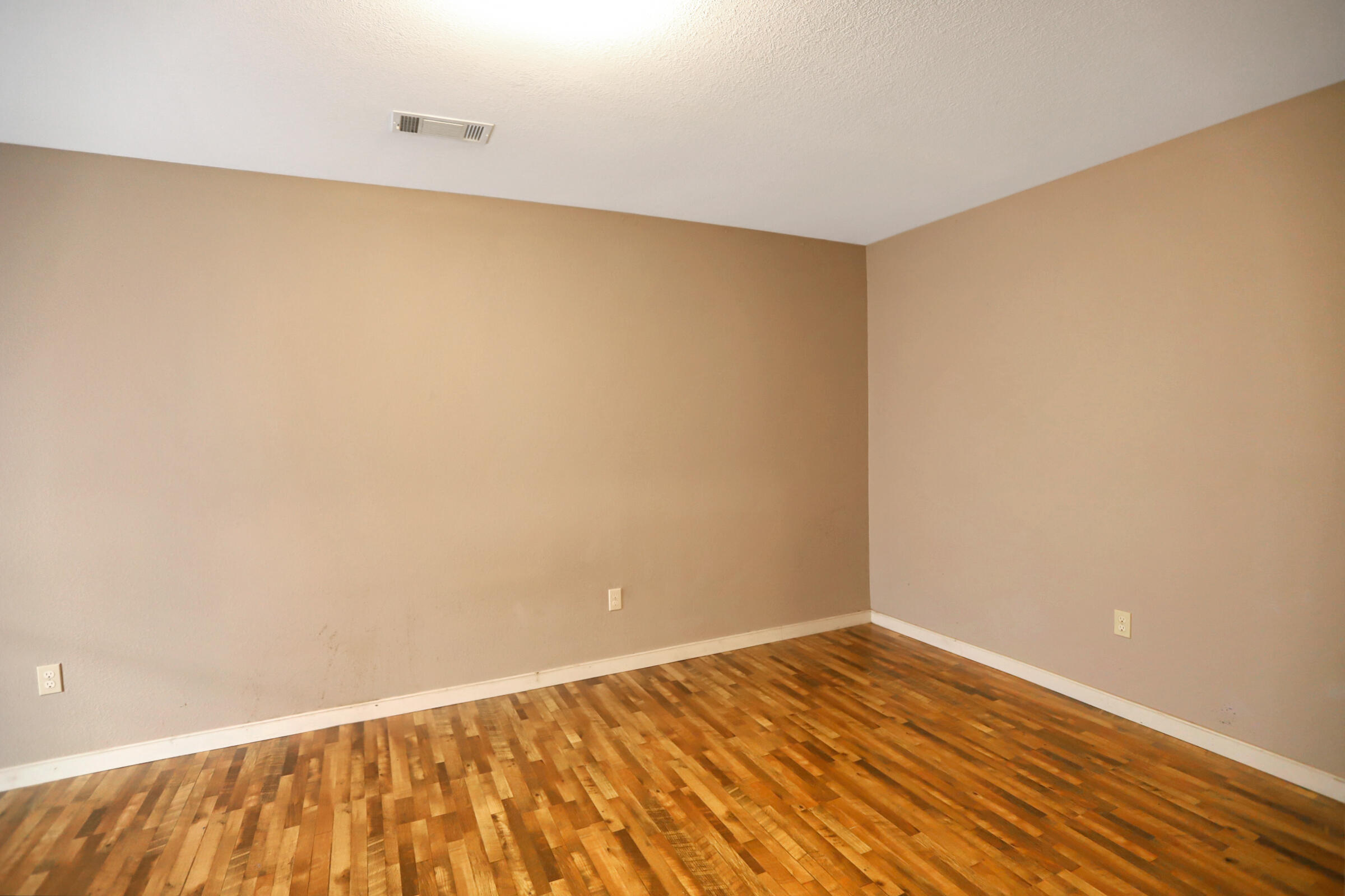 5435 State Highway 2547 Property Photo 9