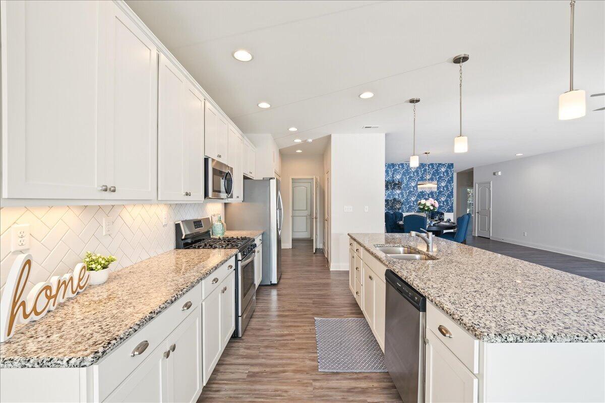 553 Windflower Way Property Photo 11