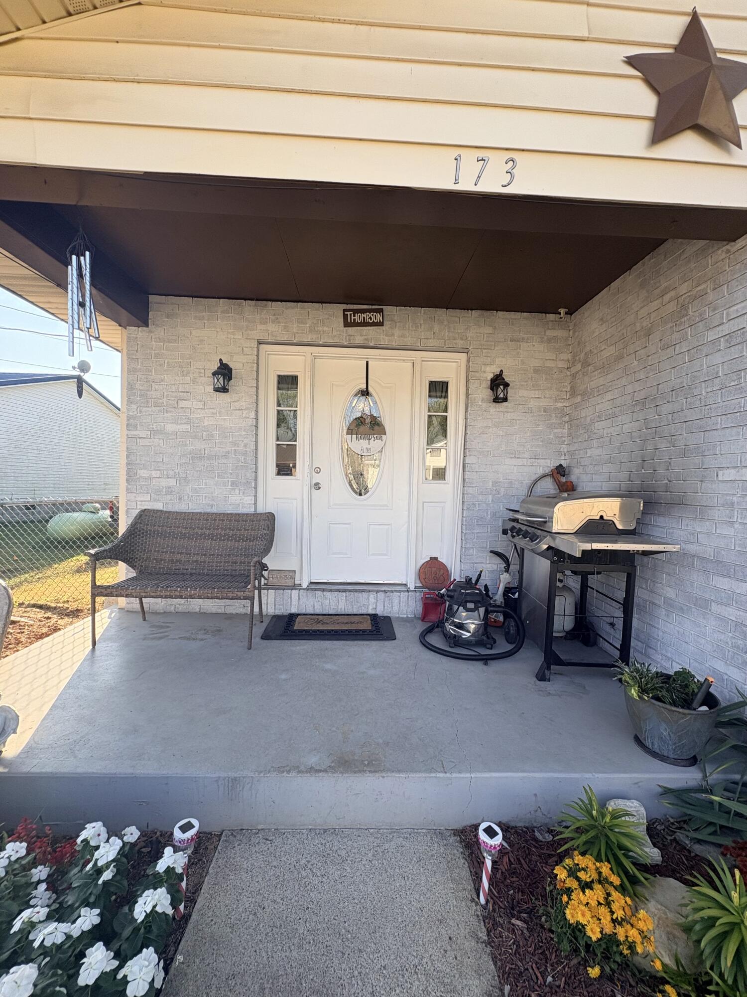 173 Garrison Lane Property Photo 7