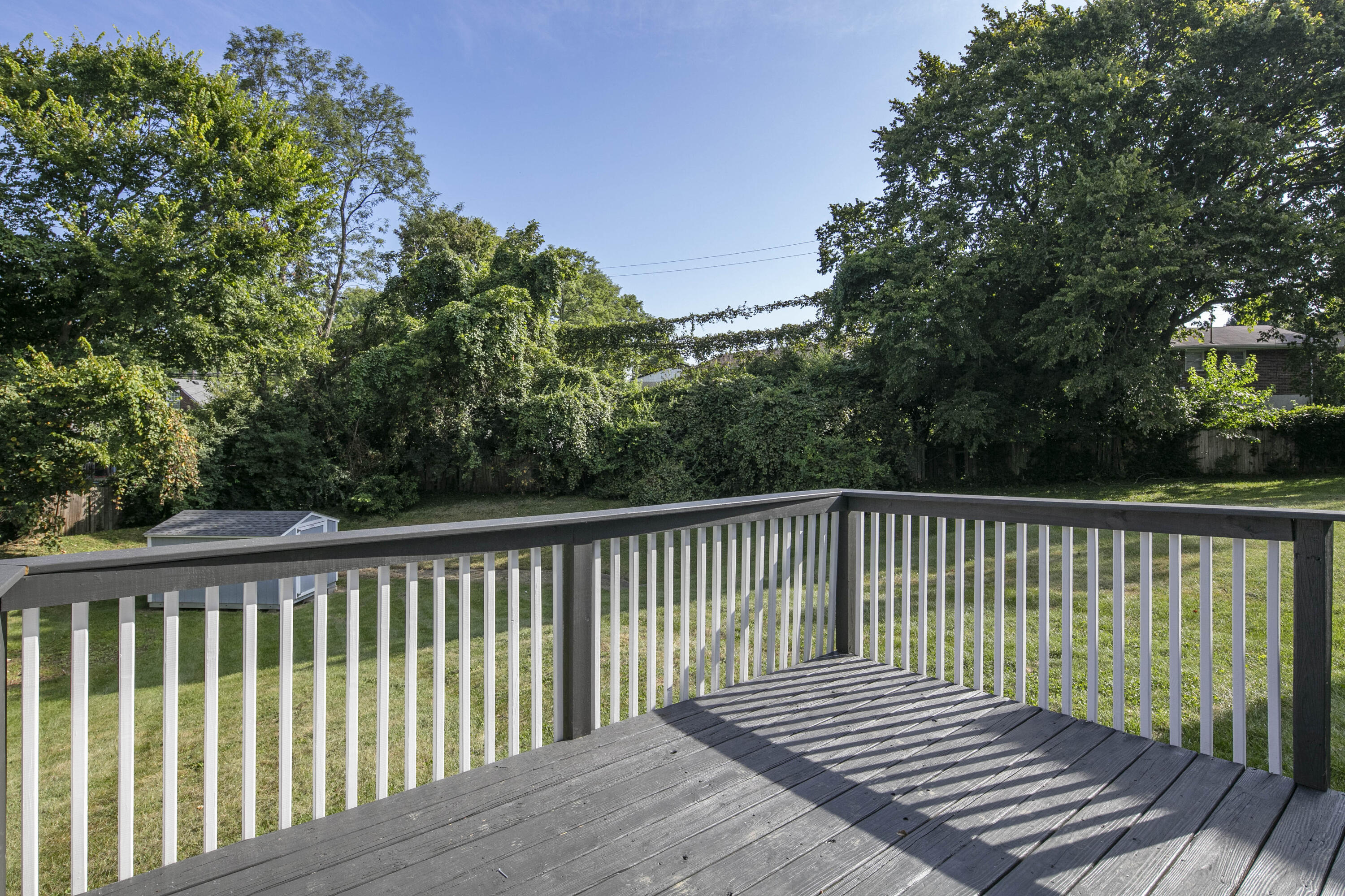 329 Shadow Glen Court Property Photo 23